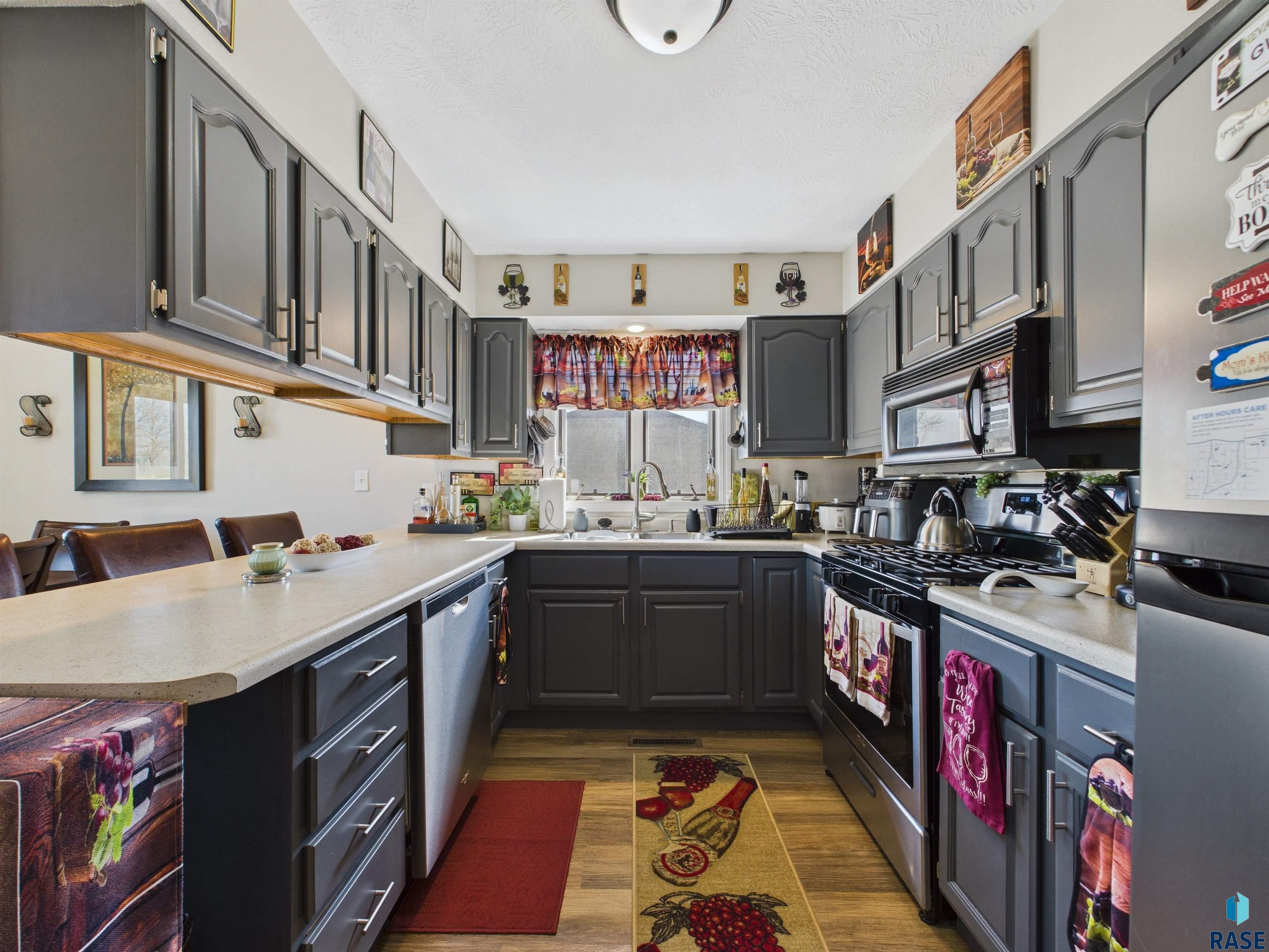 6200 W Oscar Howe Cir