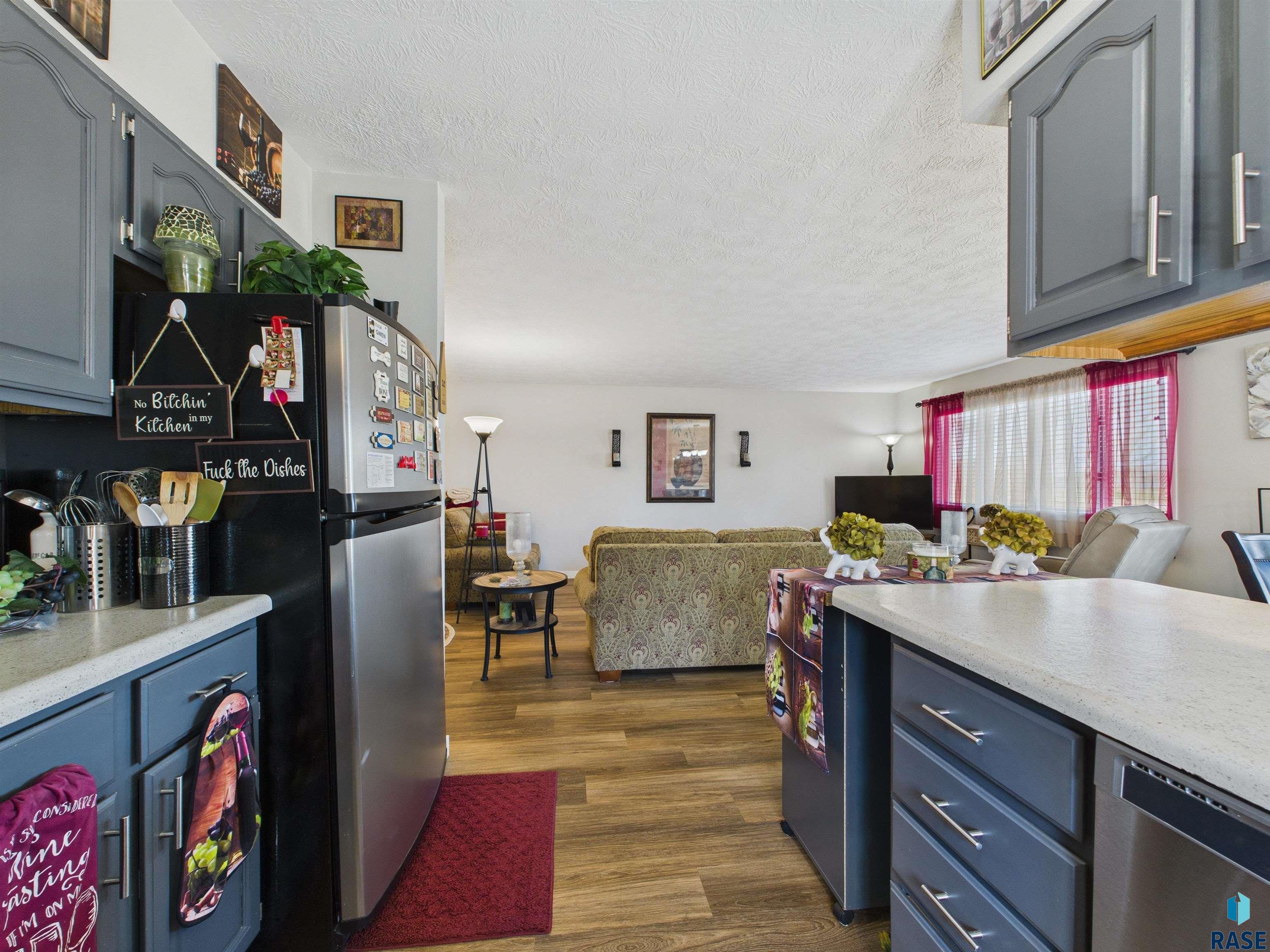 6200 W Oscar Howe Cir