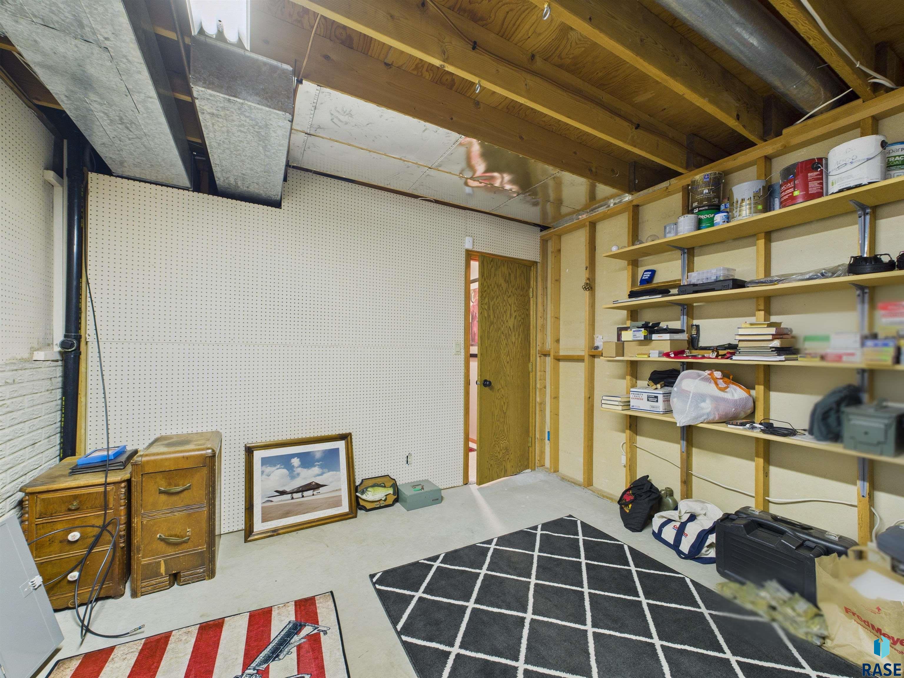 6200 W Oscar Howe Cir