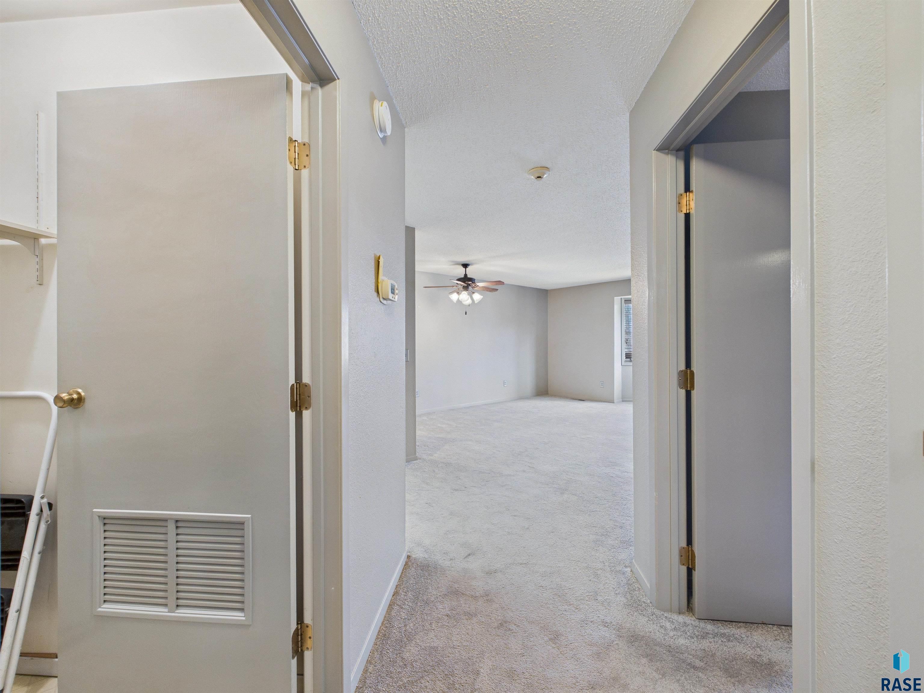 1104 W 57th St 204A