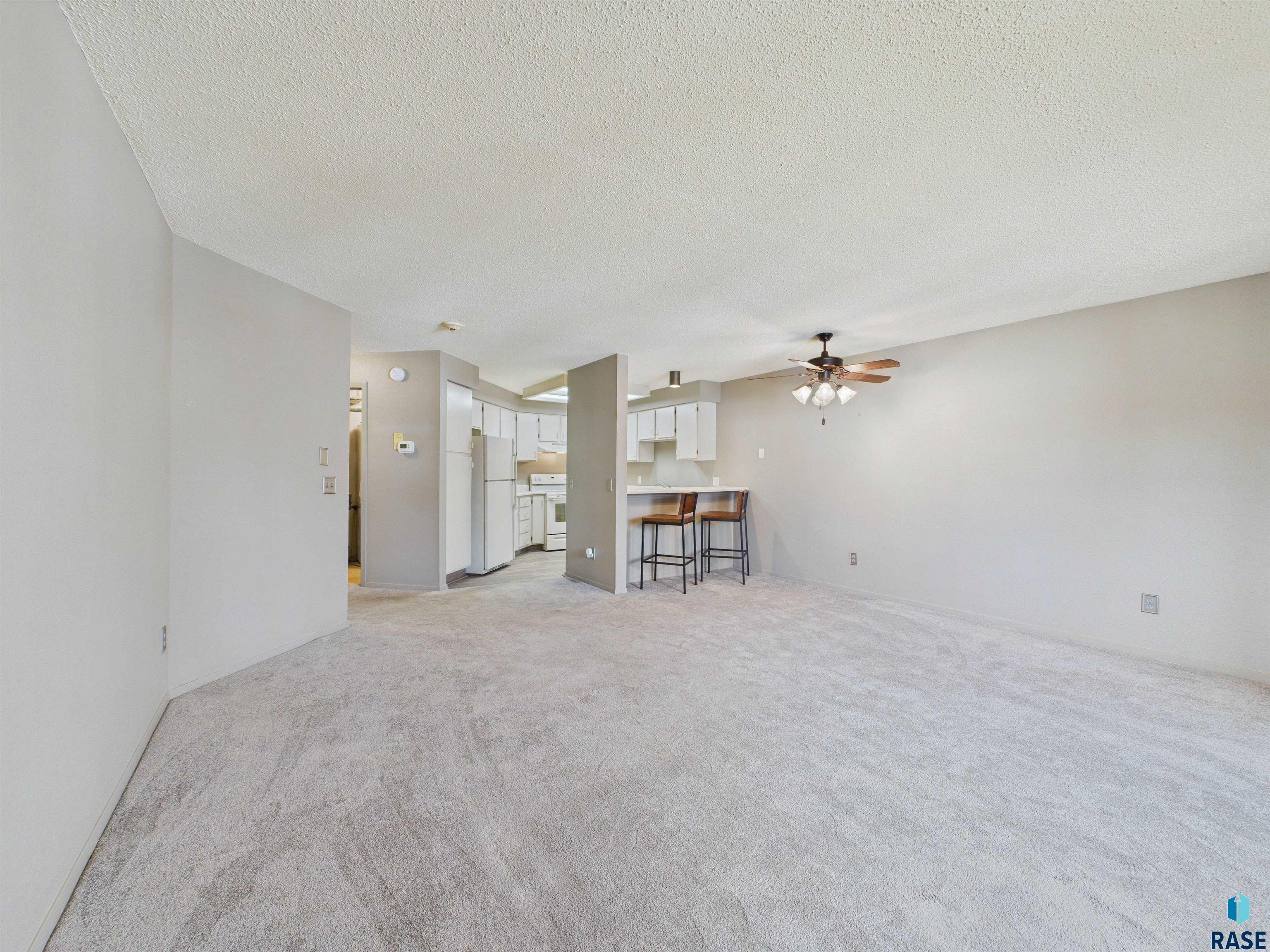 1104 W 57th St 204A