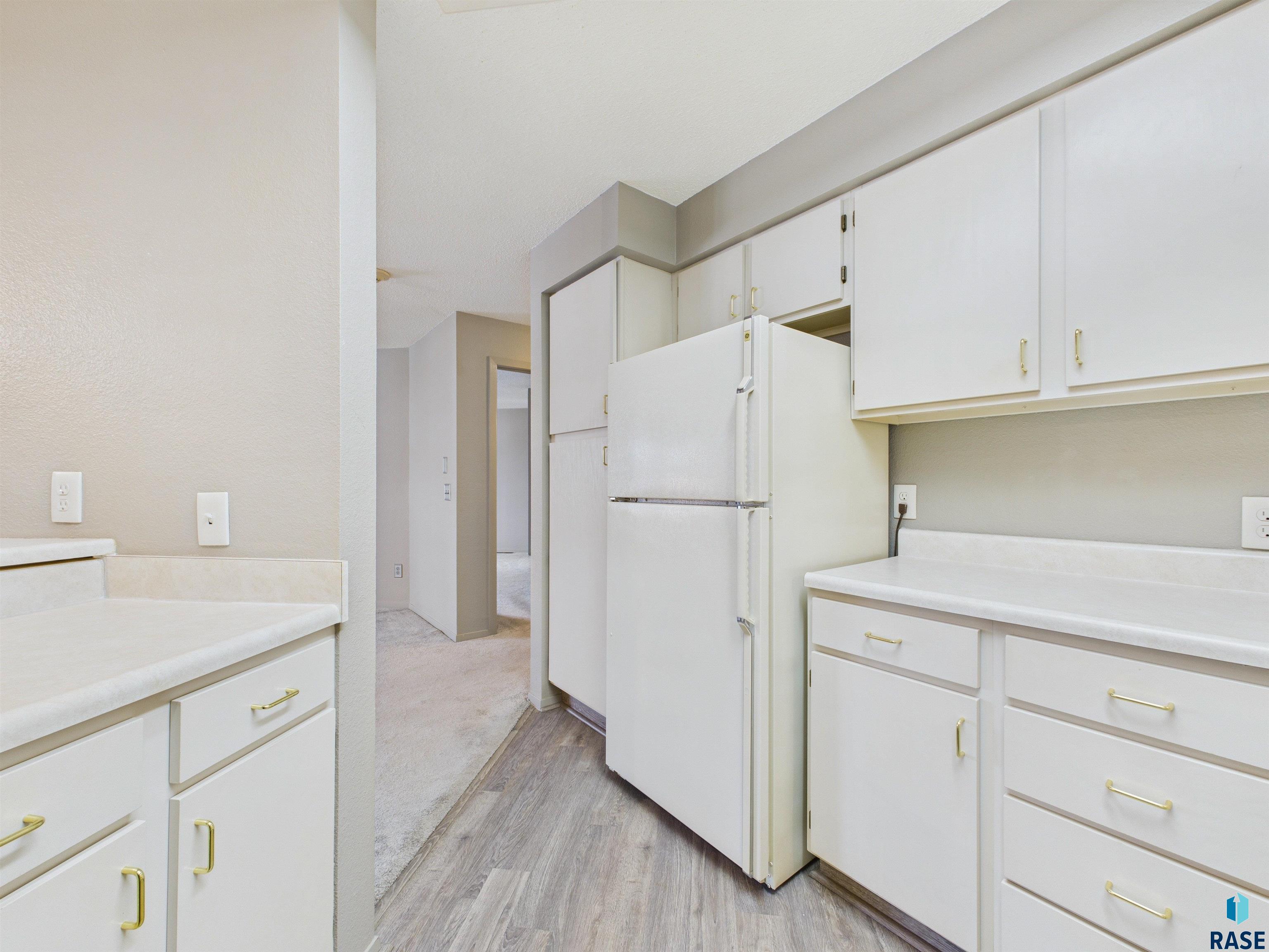 1104 W 57th St 204A