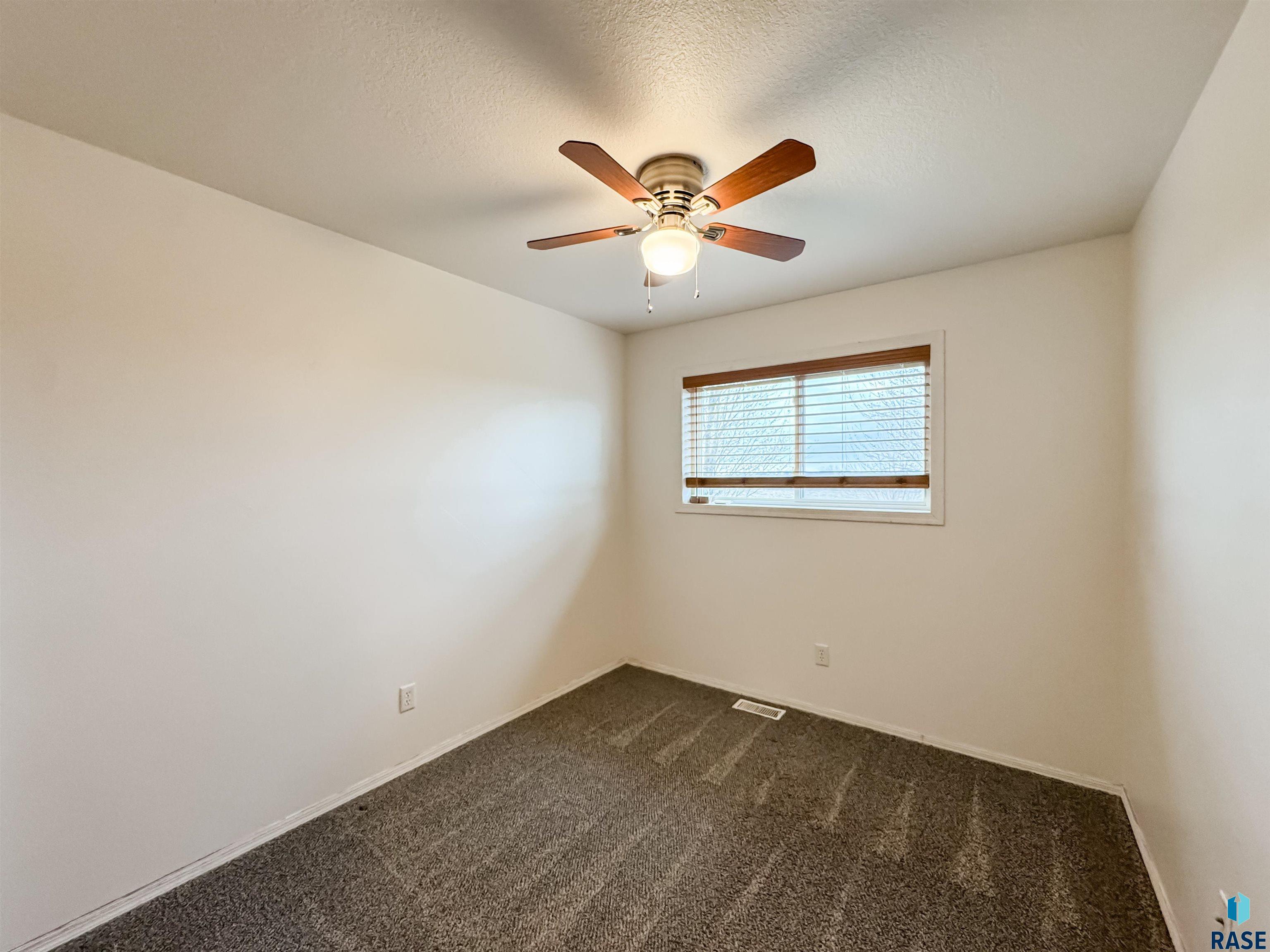 703 Almond Ave