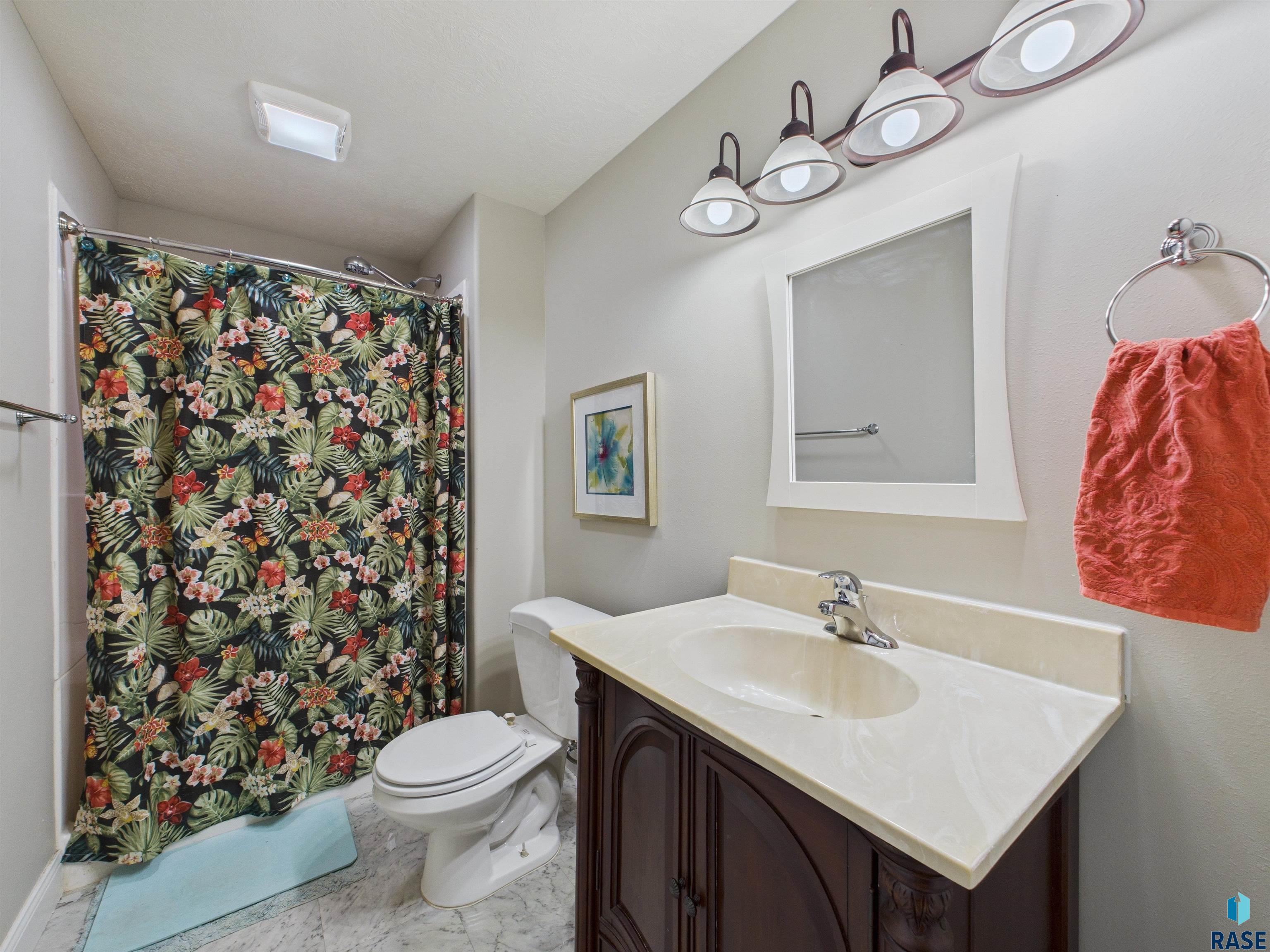 48288 Arrowhead Ct