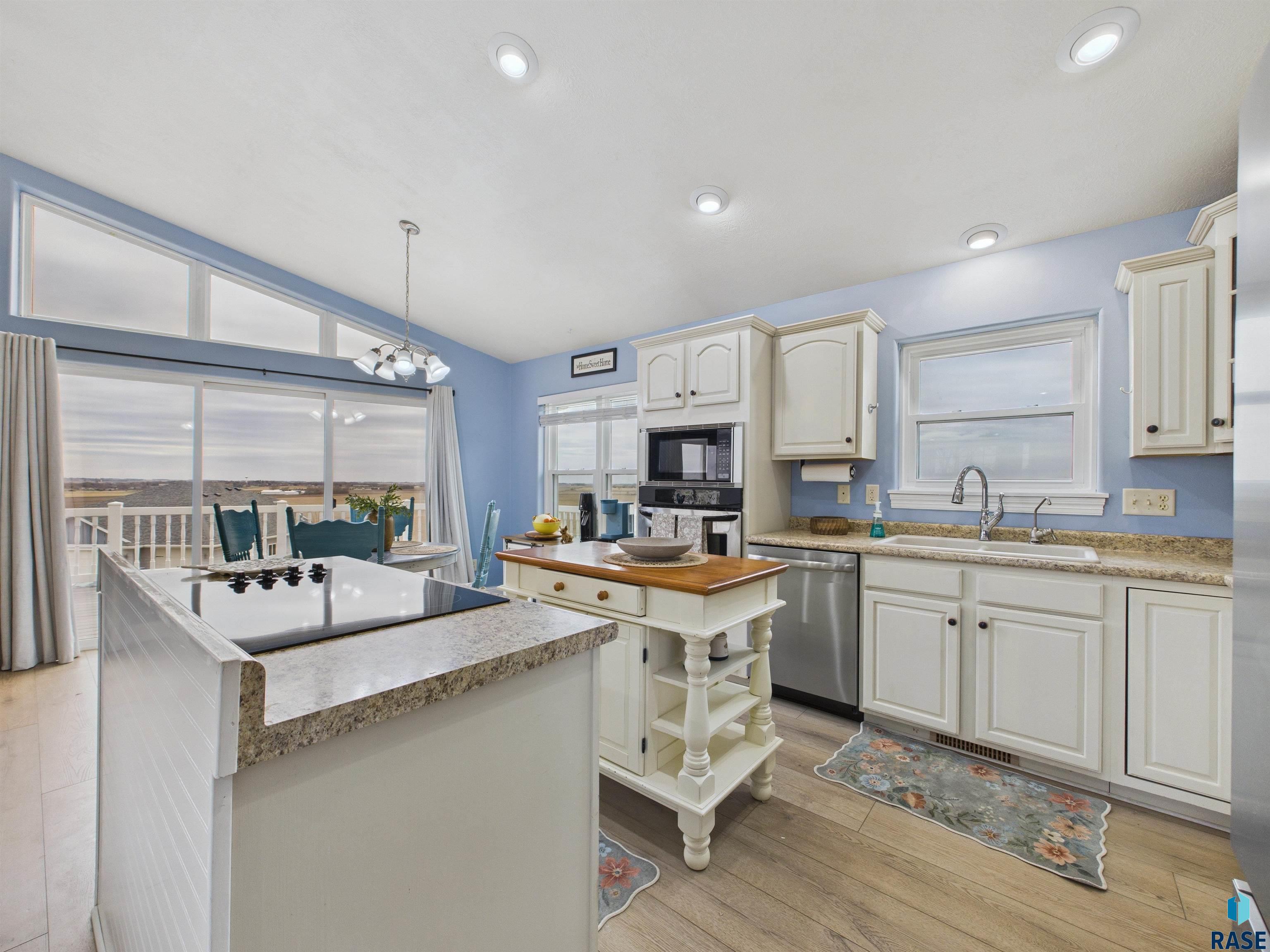 48288 Arrowhead Ct