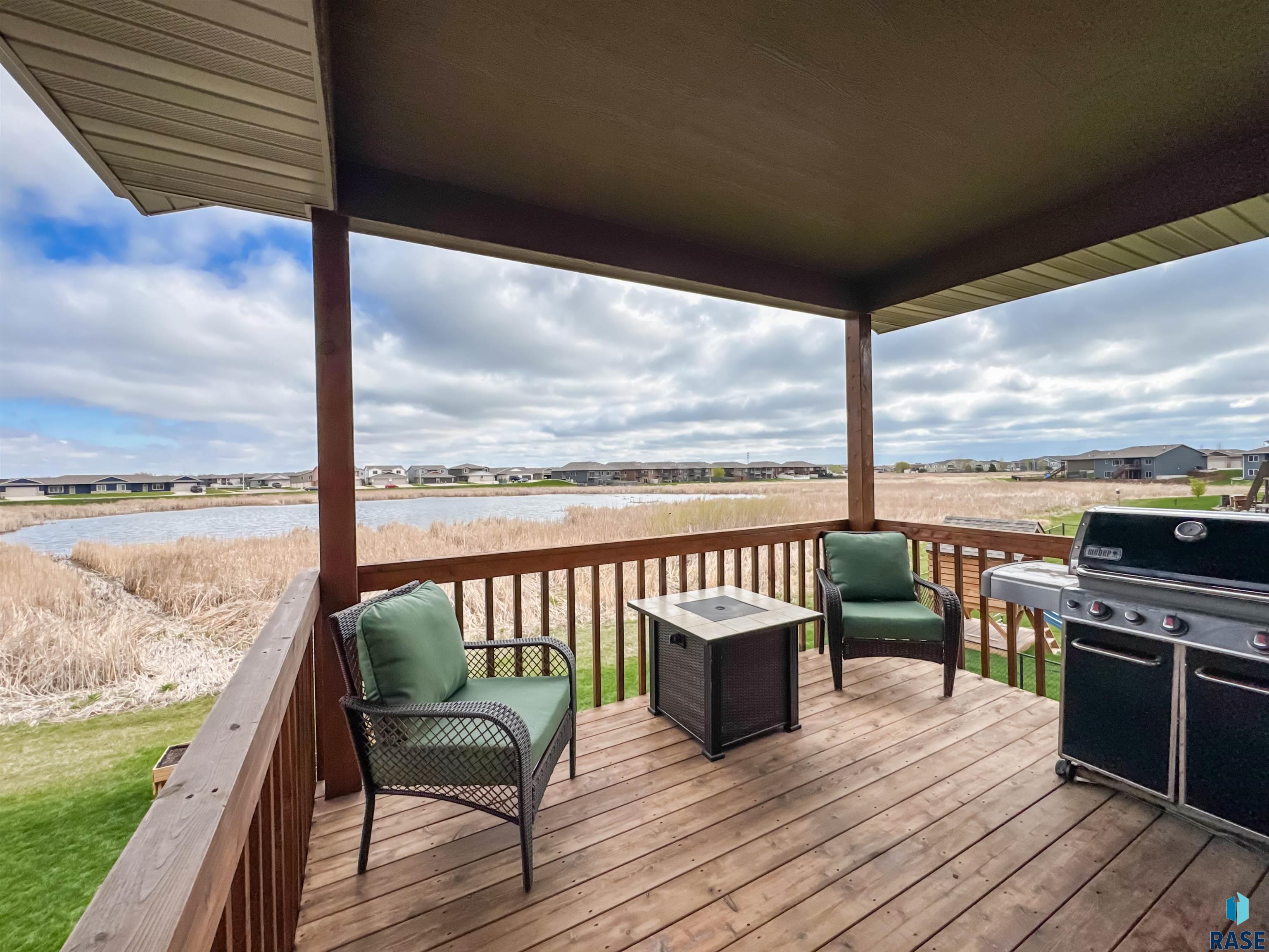 2704 S Keyrell Dr