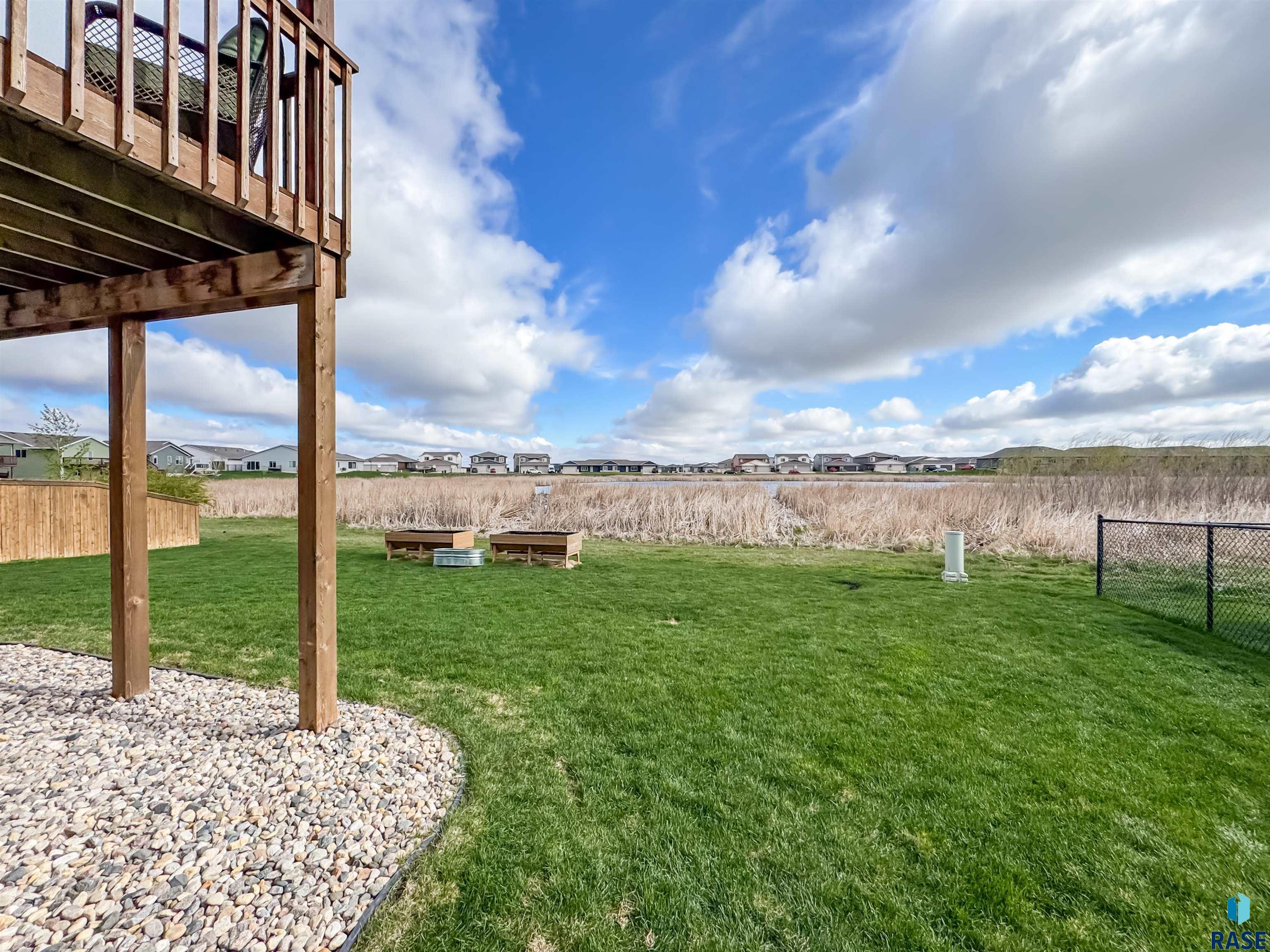2704 S Keyrell Dr