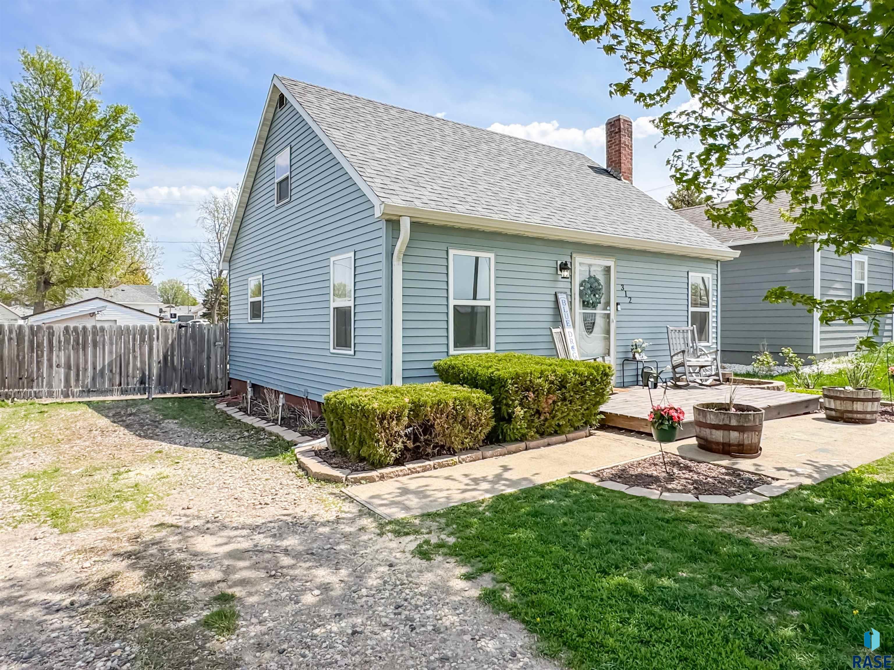 312 Granite Ave