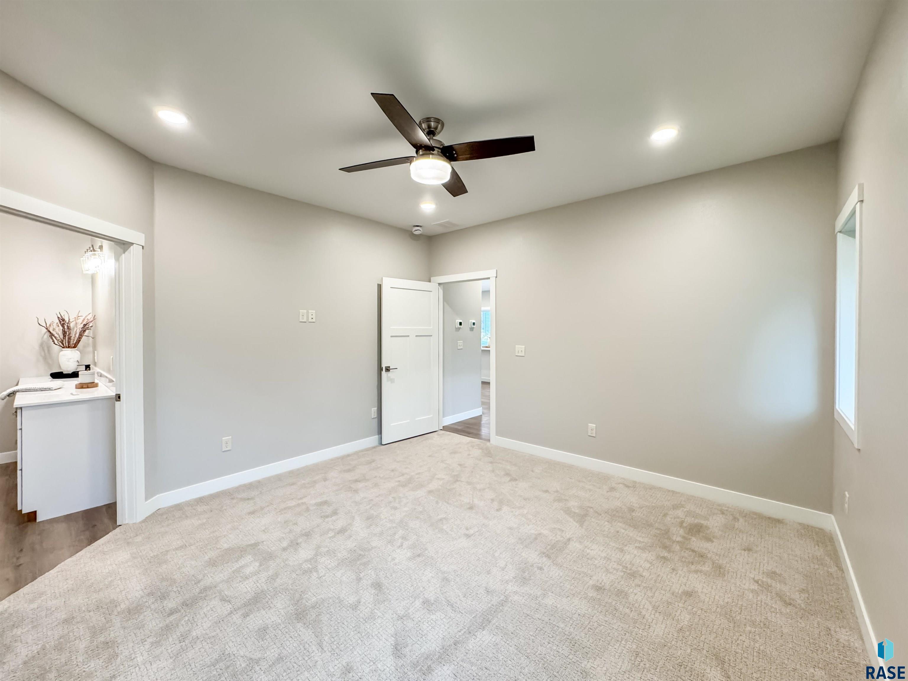 303 Rebecca Ln
