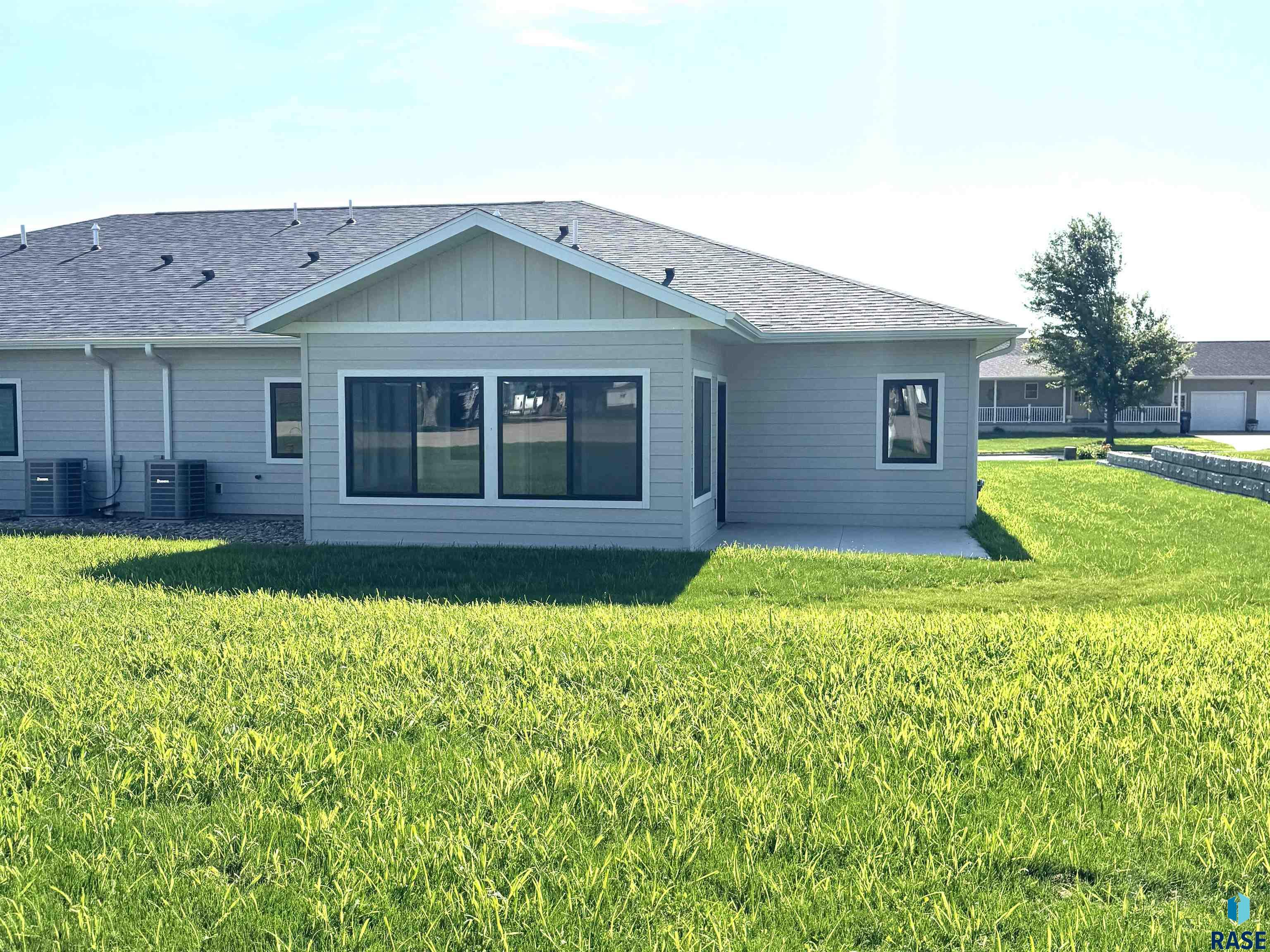 303 Rebecca Ln
