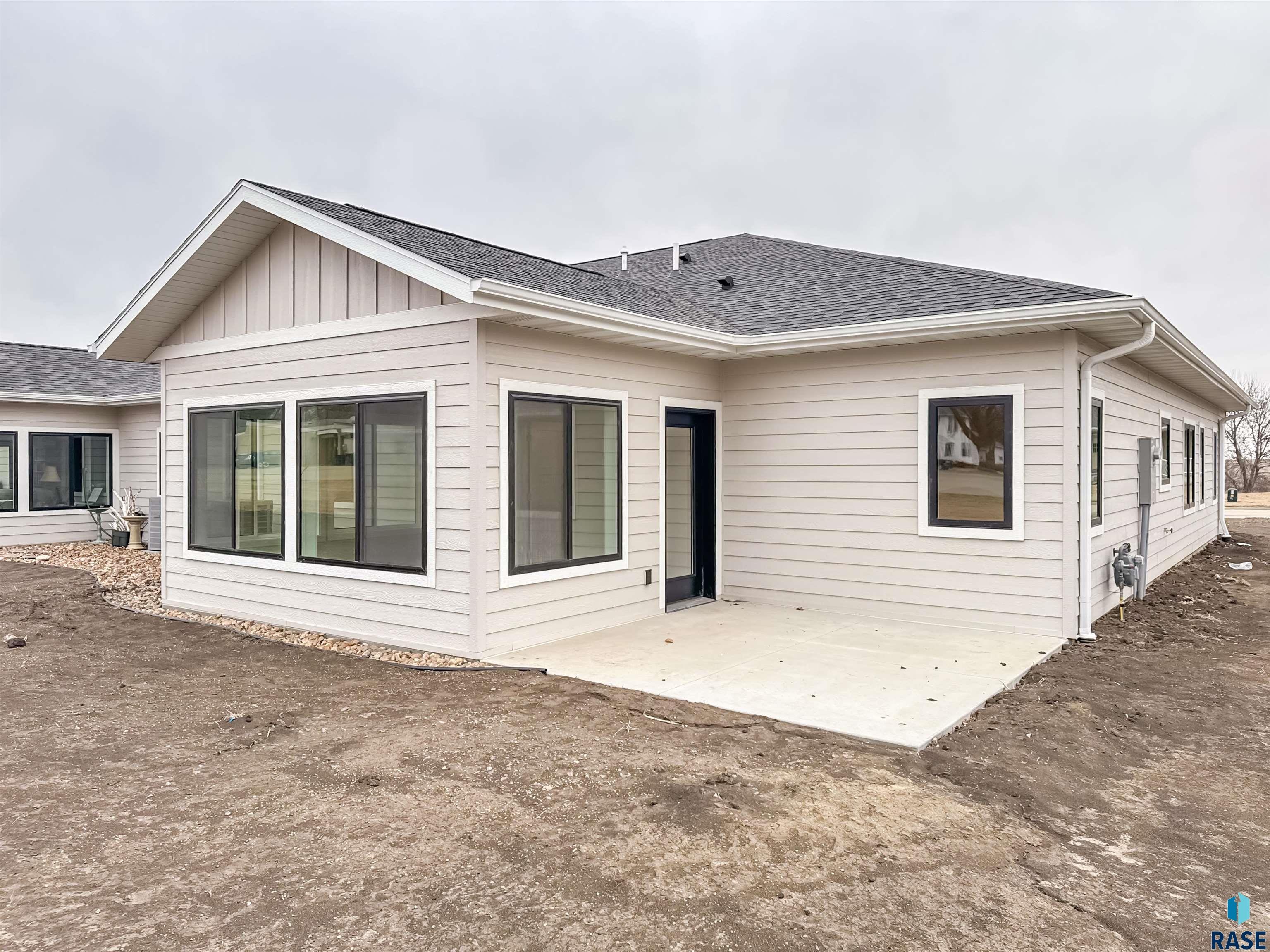 303 Rebecca Ln