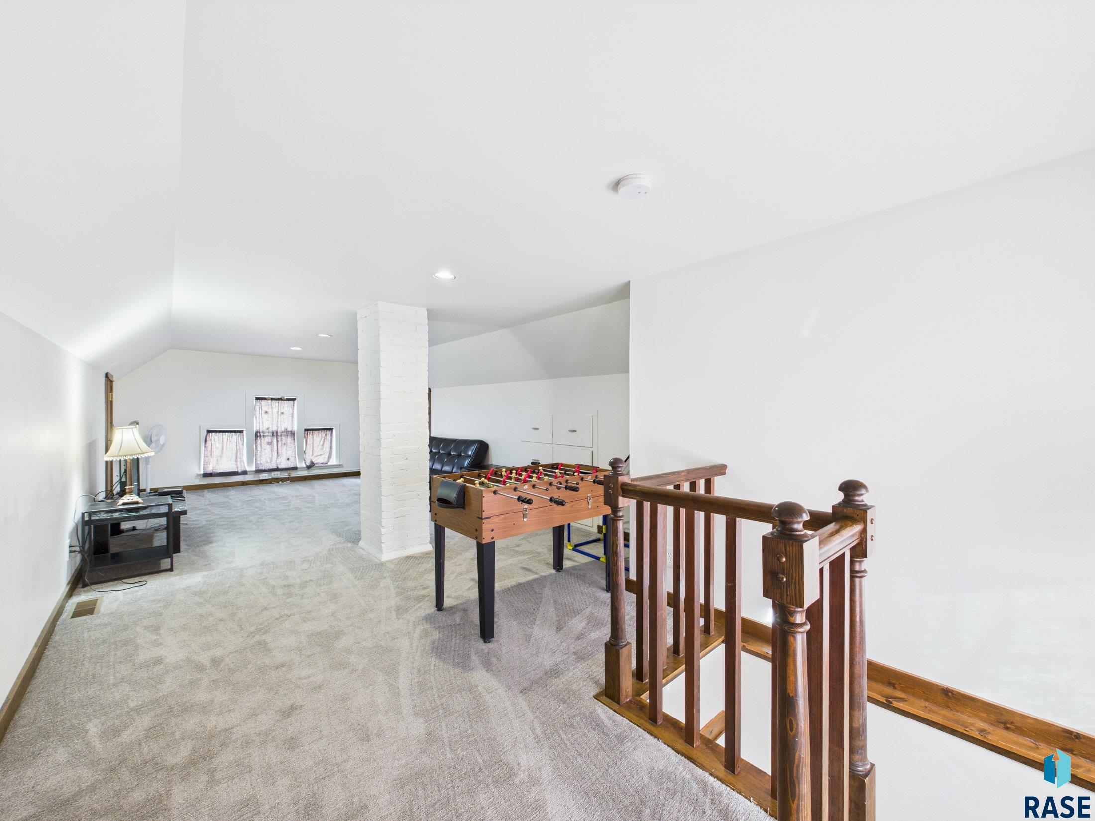 1120 S Center Ave