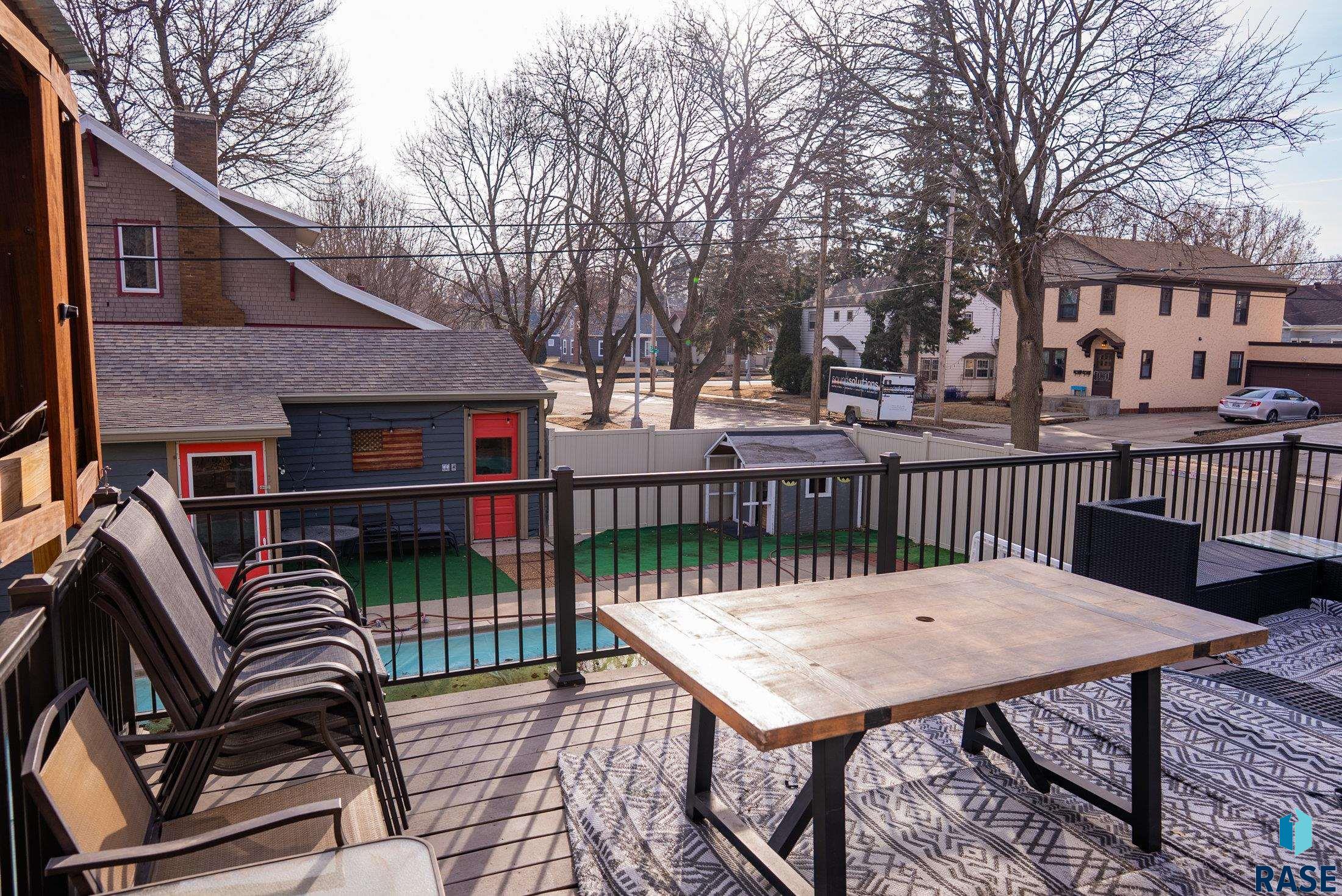1120 S Center Ave