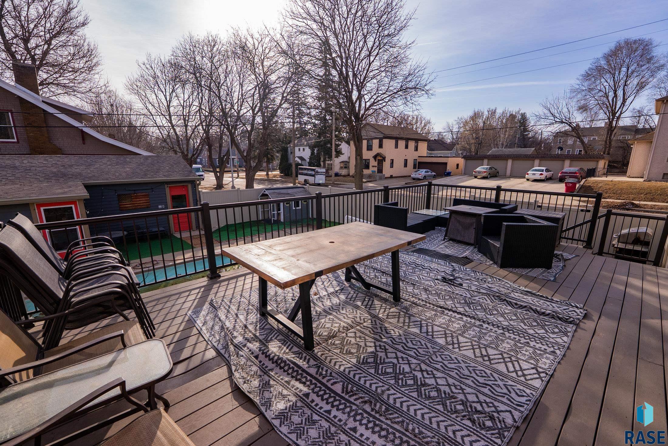 1120 S Center Ave