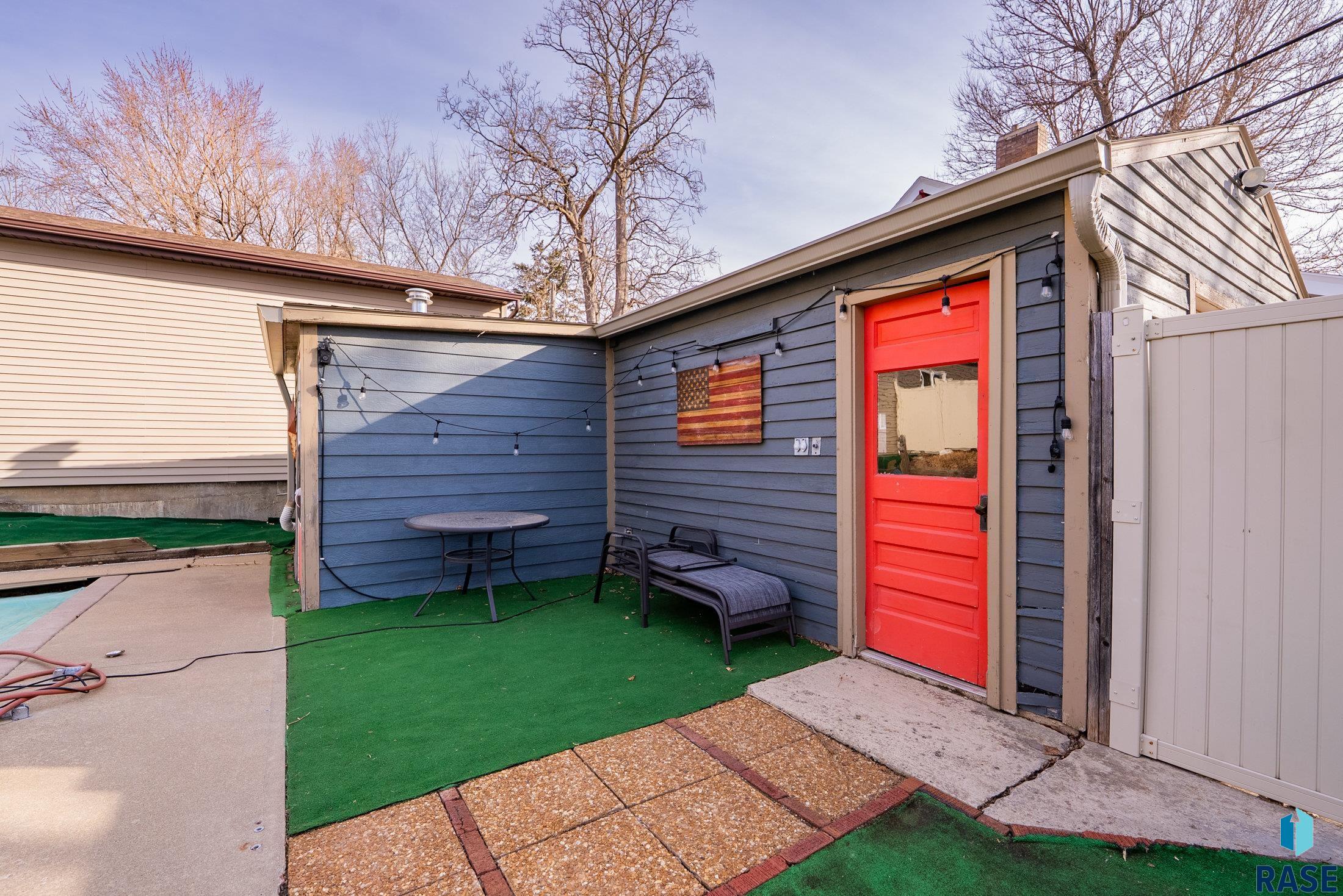 1120 S Center Ave