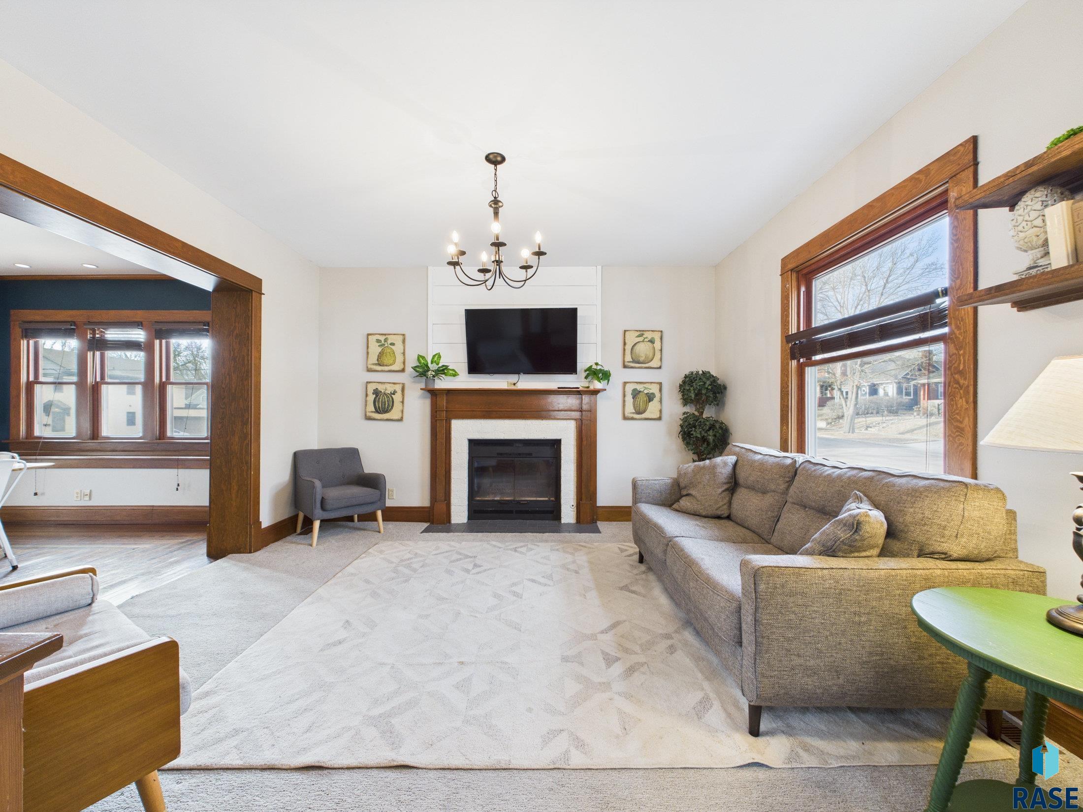 1120 S Center Ave