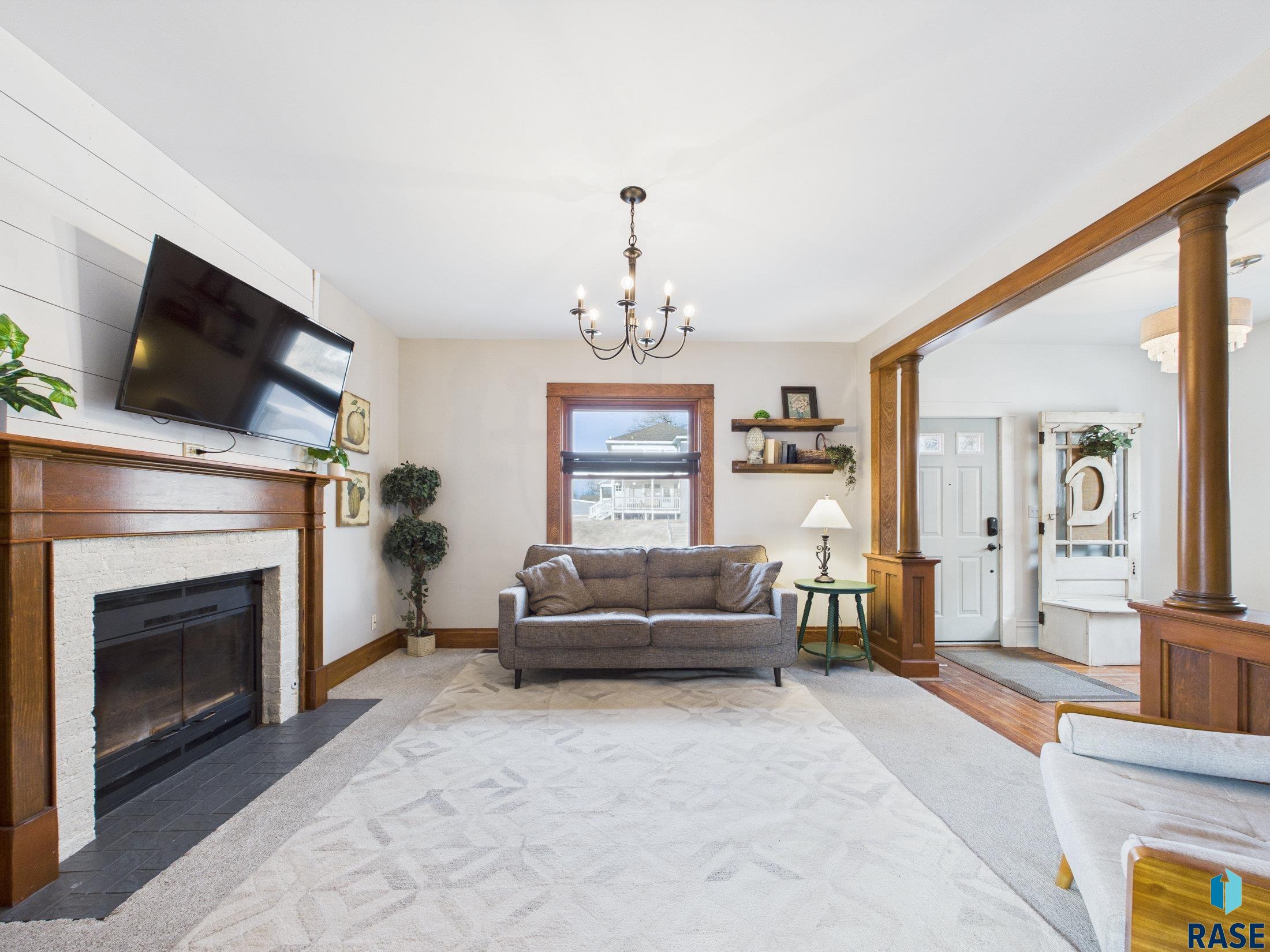 1120 S Center Ave