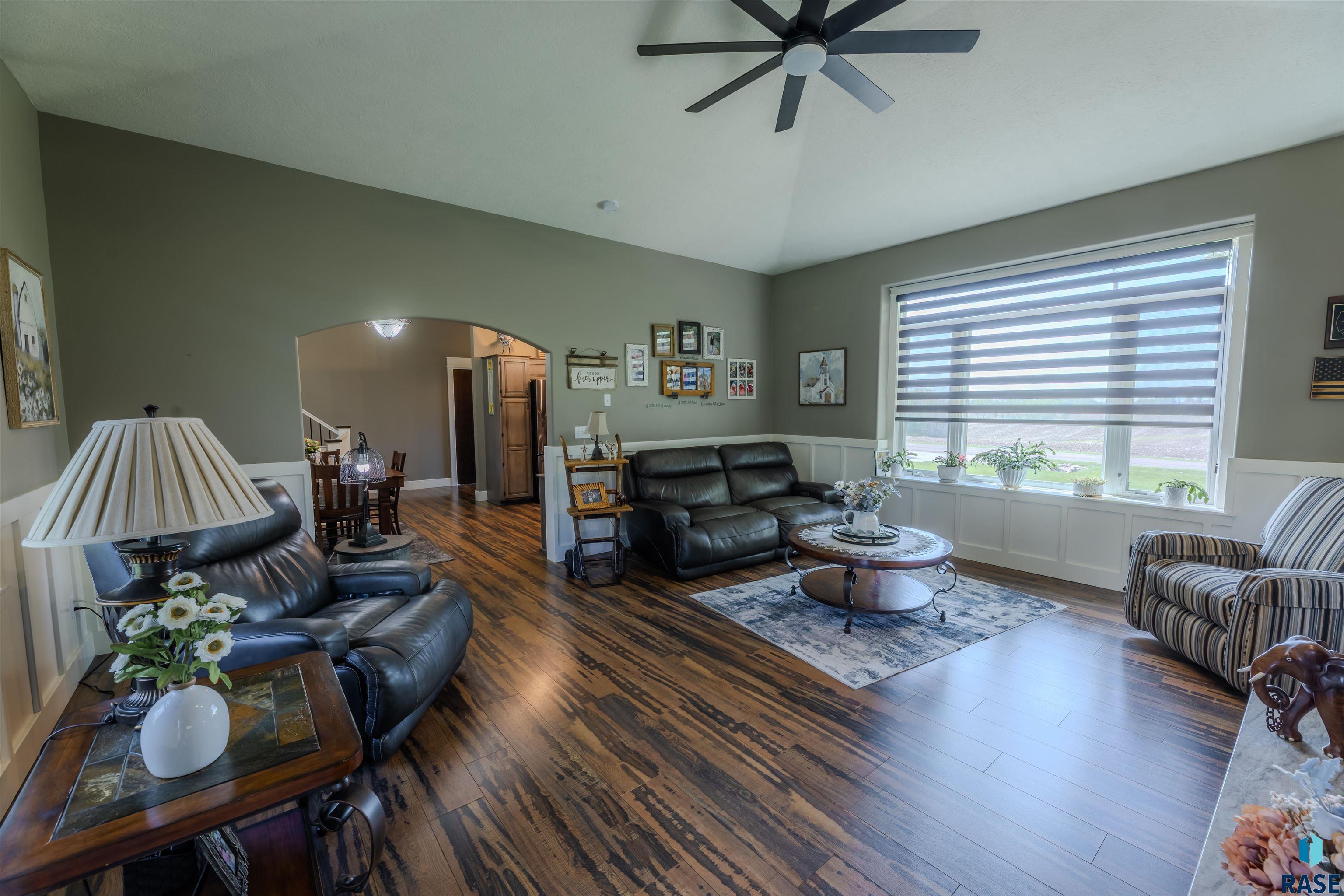 25746 476th Ave
