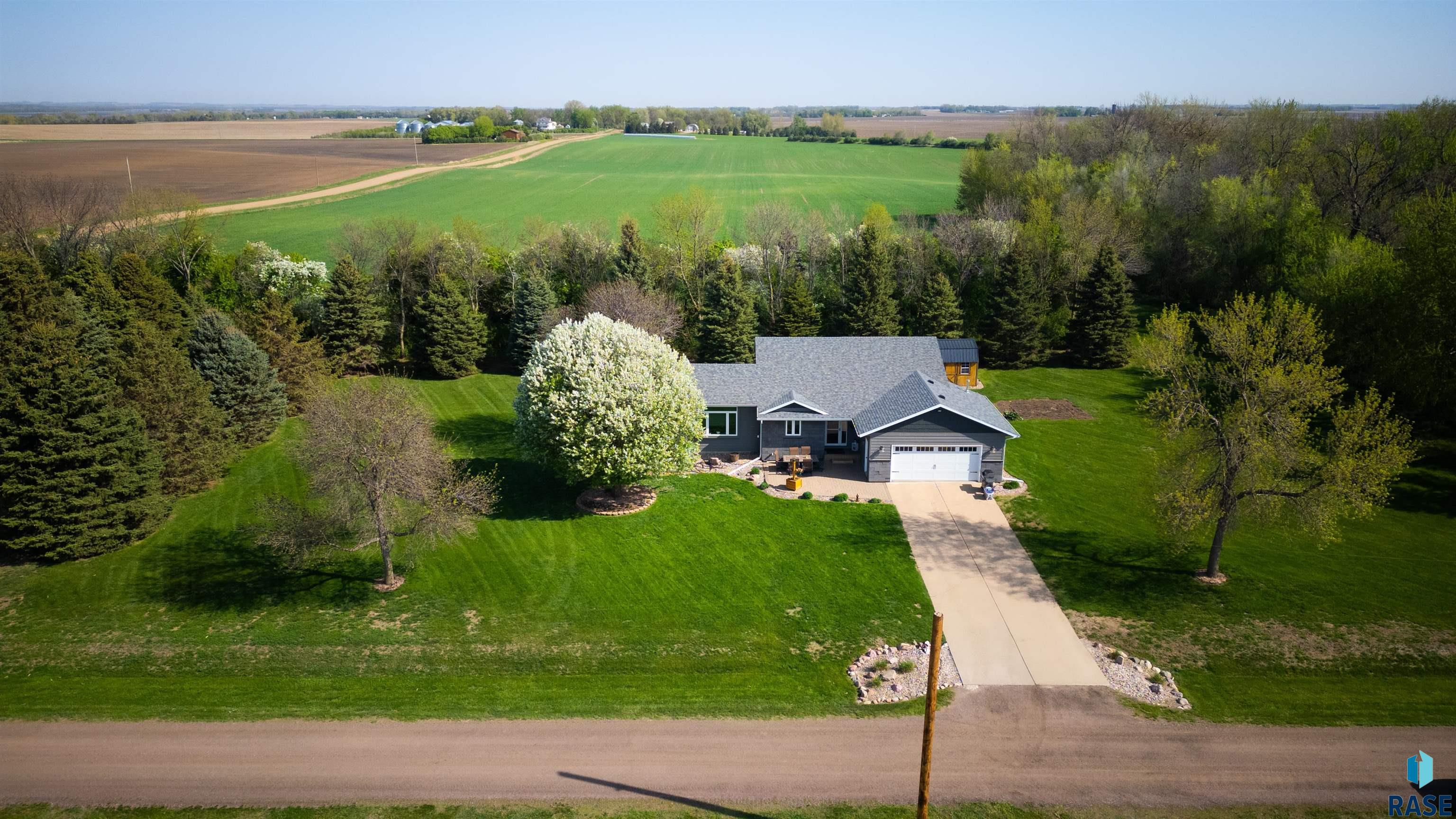 25746 476th Ave