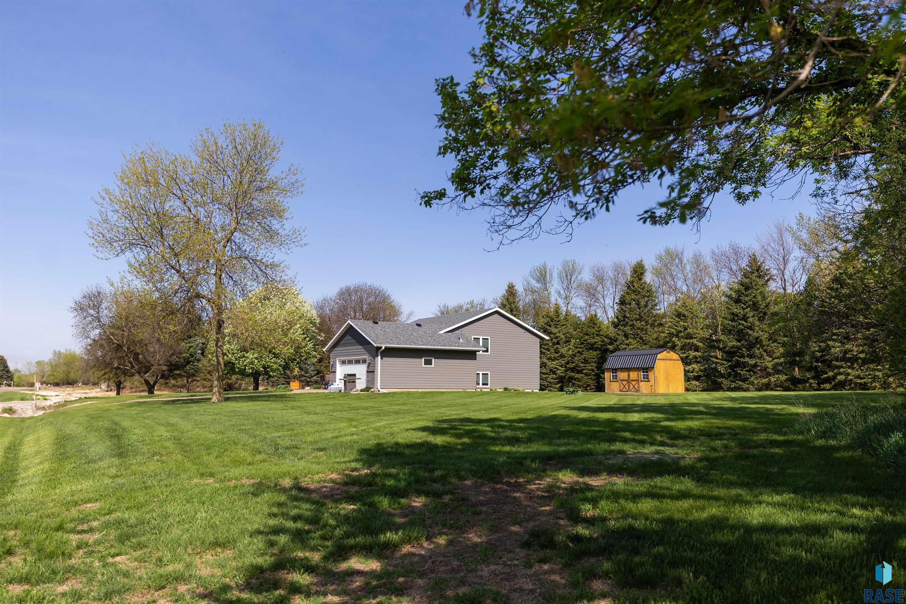 25746 476th Ave