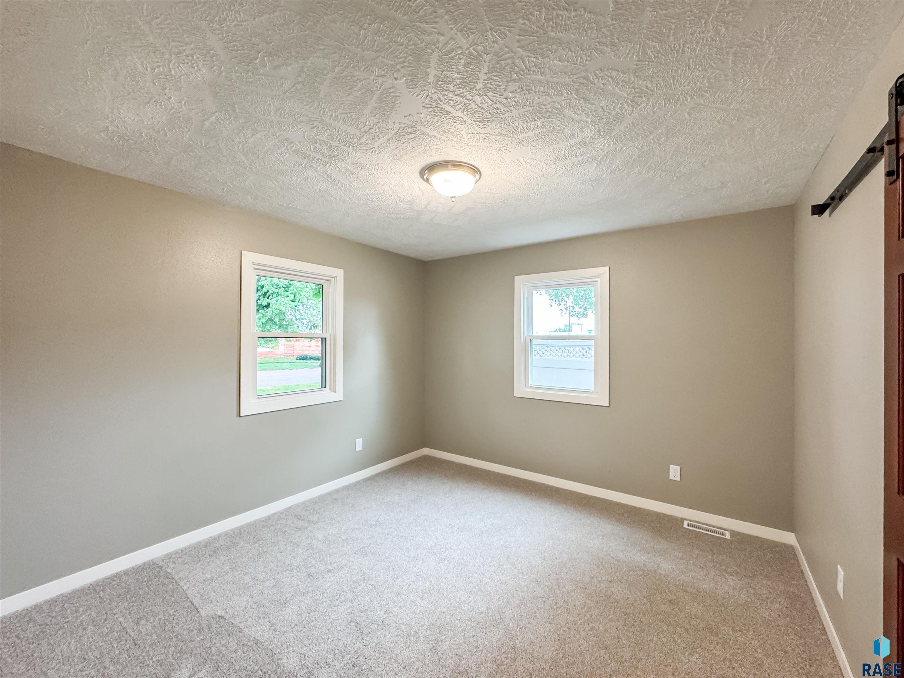 340 N Juniper Ave Avenue