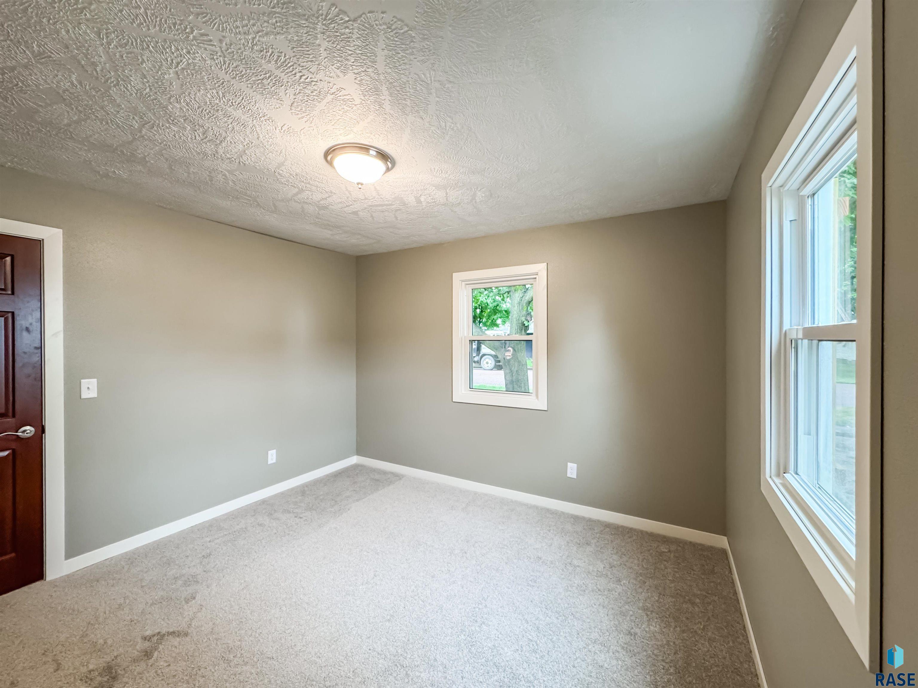 340 N Juniper Ave Avenue