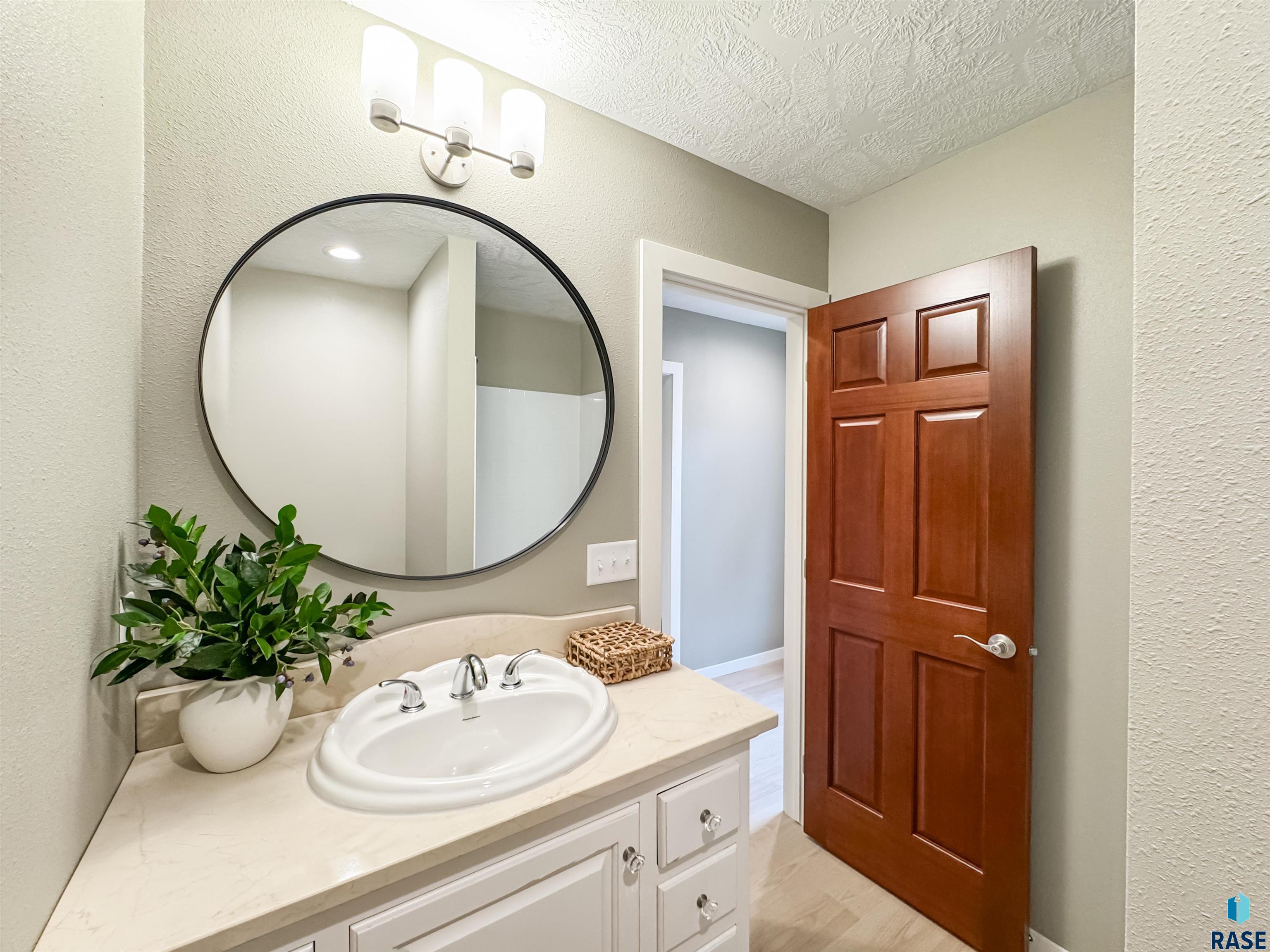 340 N Juniper Ave Avenue