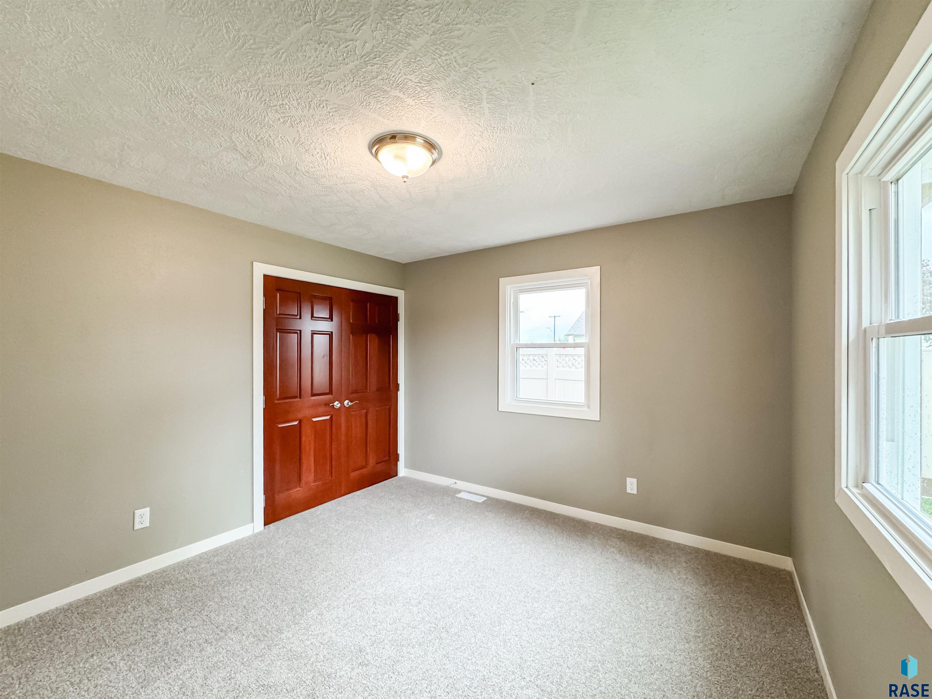 340 N Juniper Ave Avenue