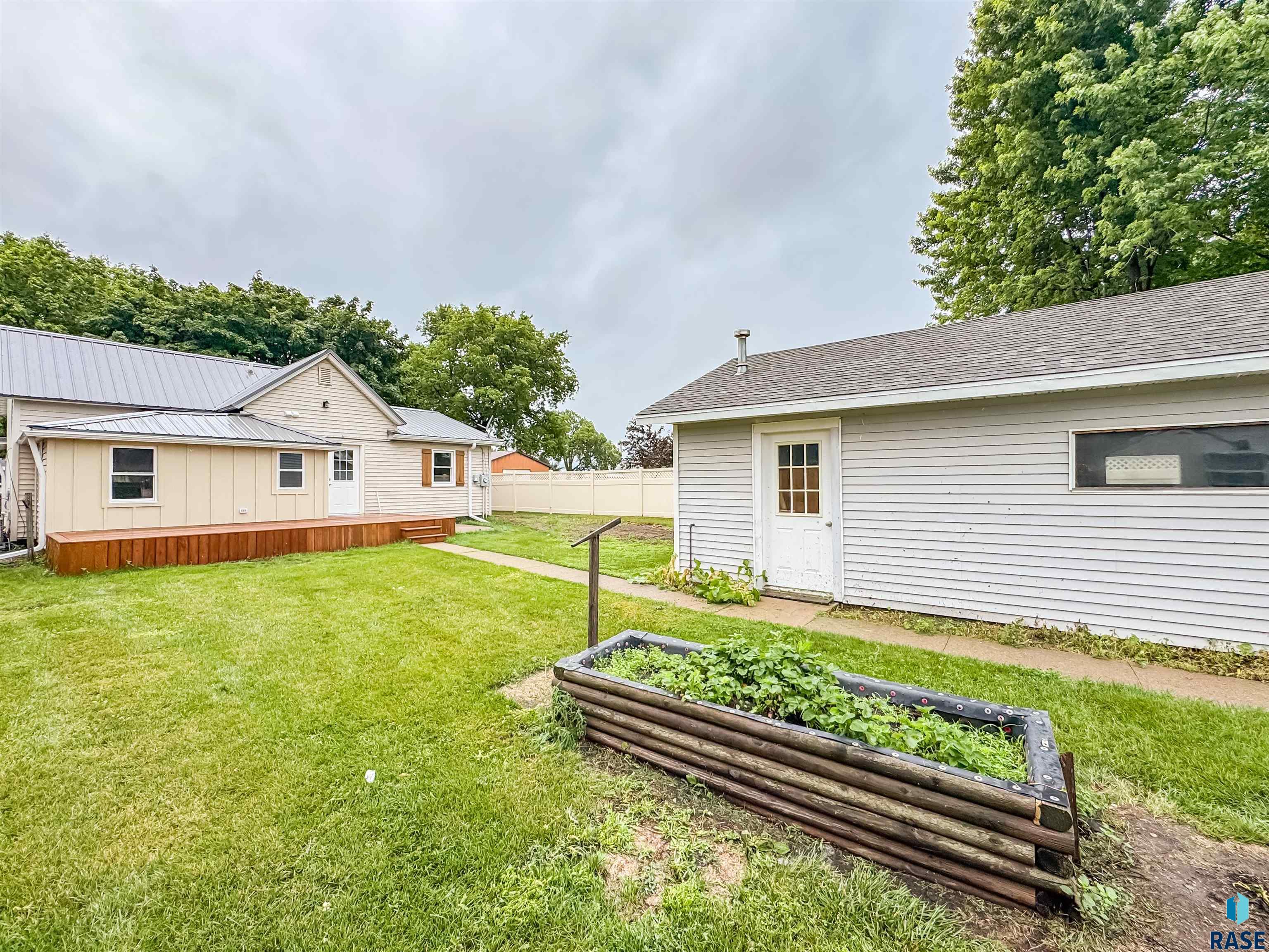 340 N Juniper Ave Avenue