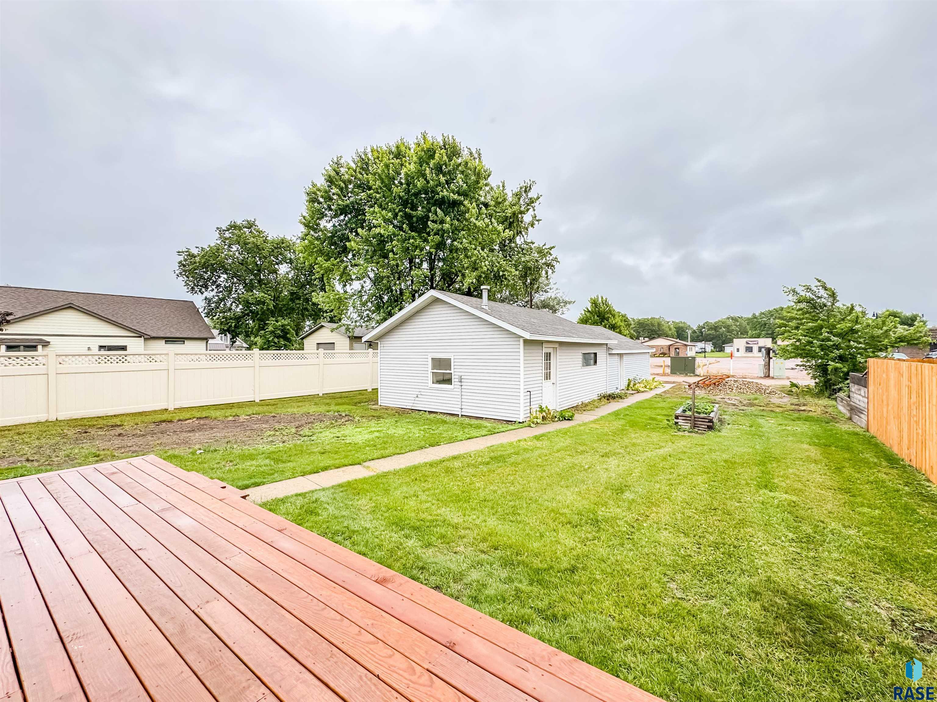 340 N Juniper Ave Avenue