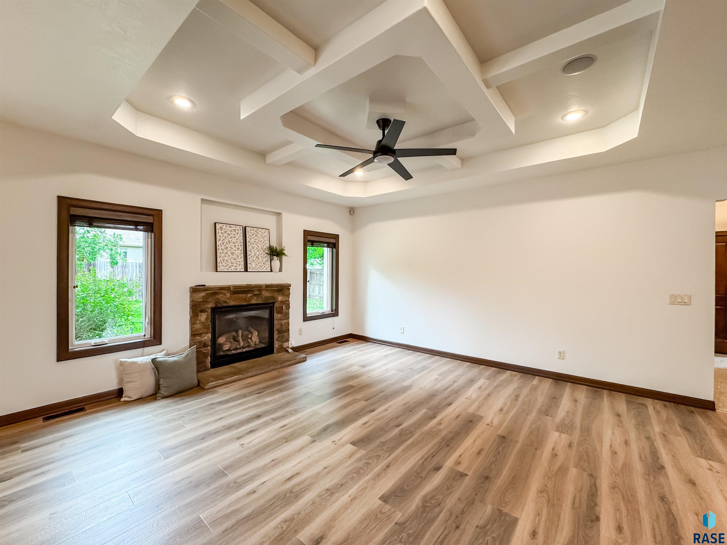 2116 S Monticello Ave