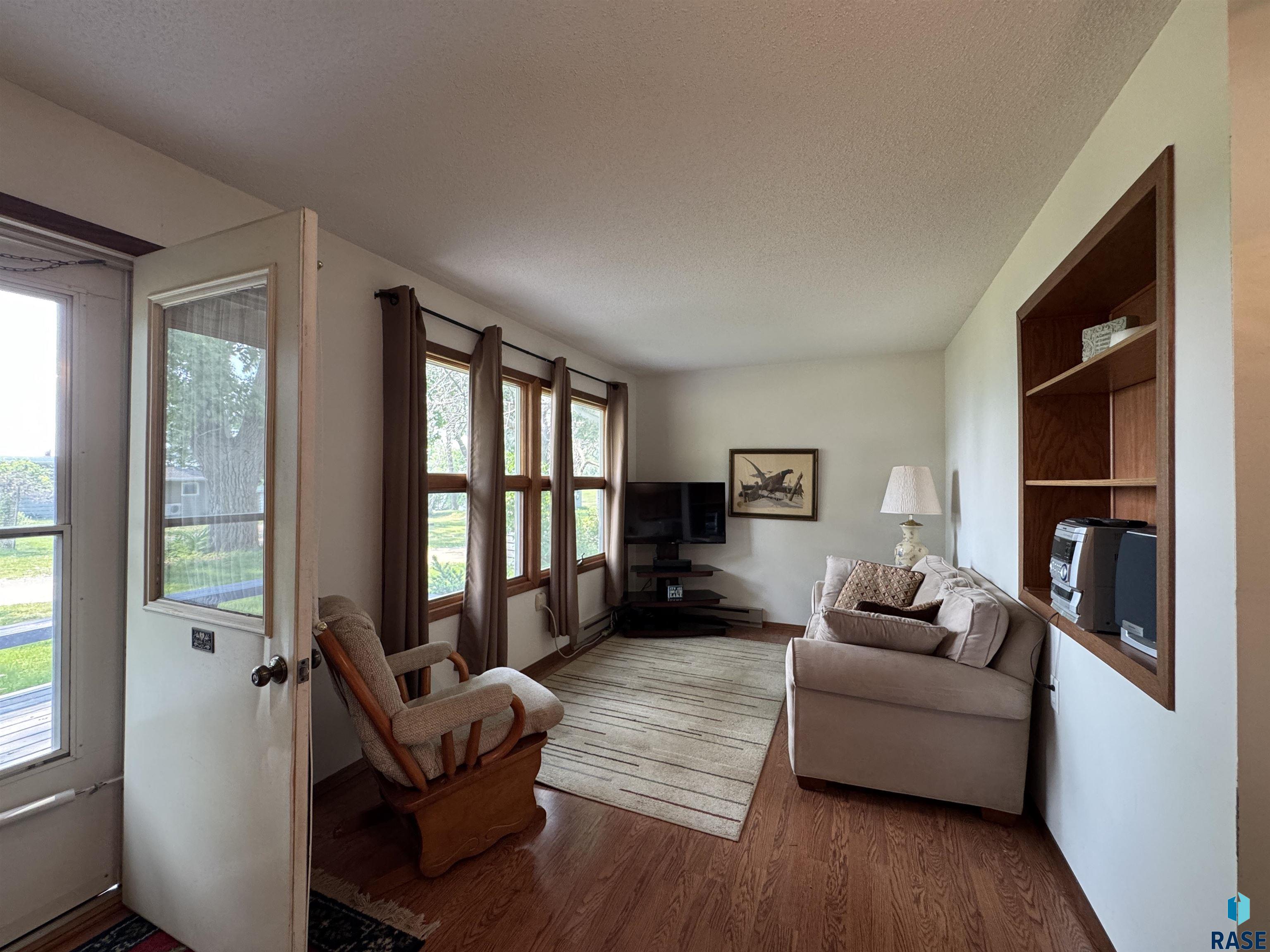 1043 Y Camp Rd