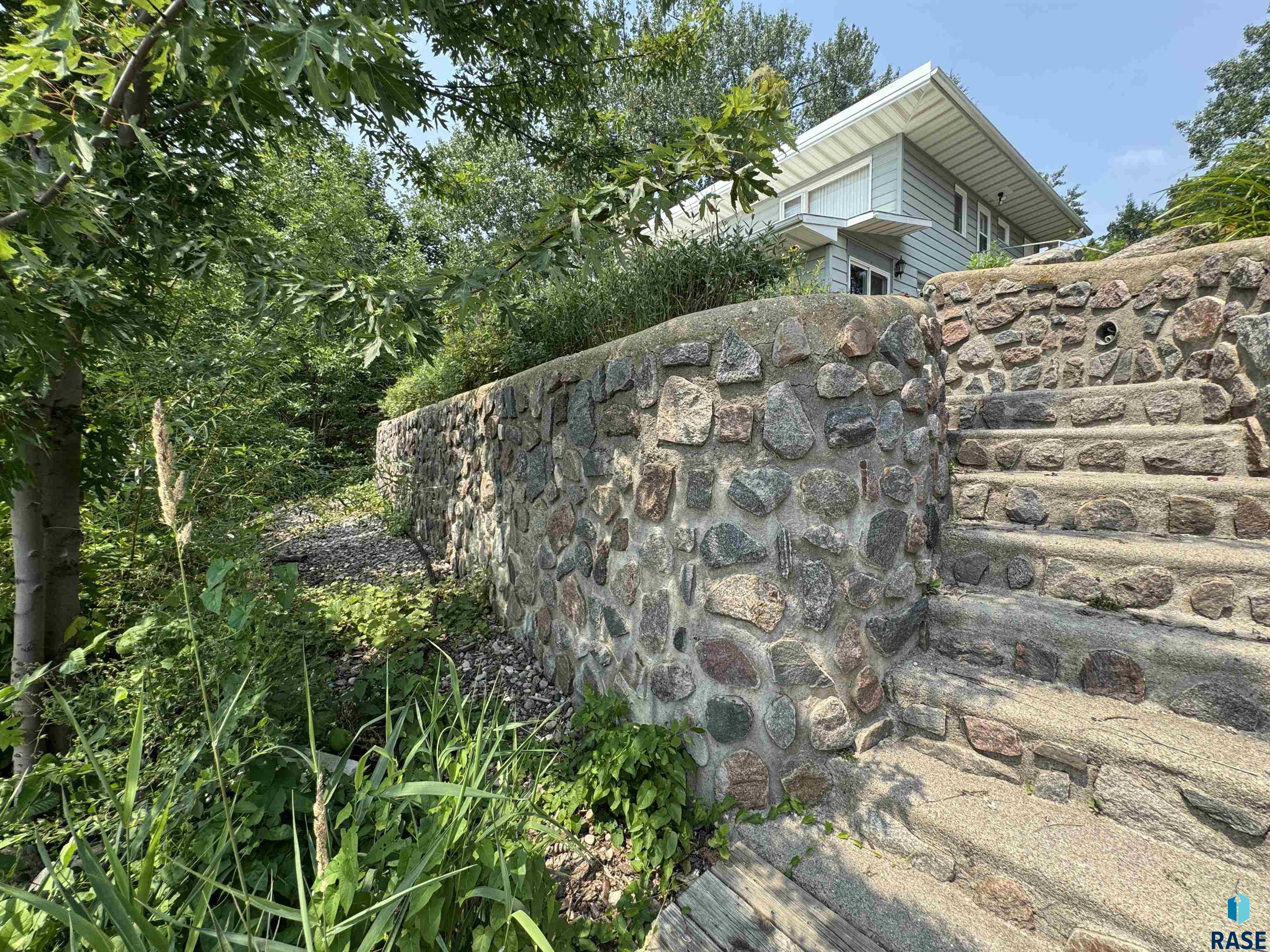 1043 Y Camp Rd