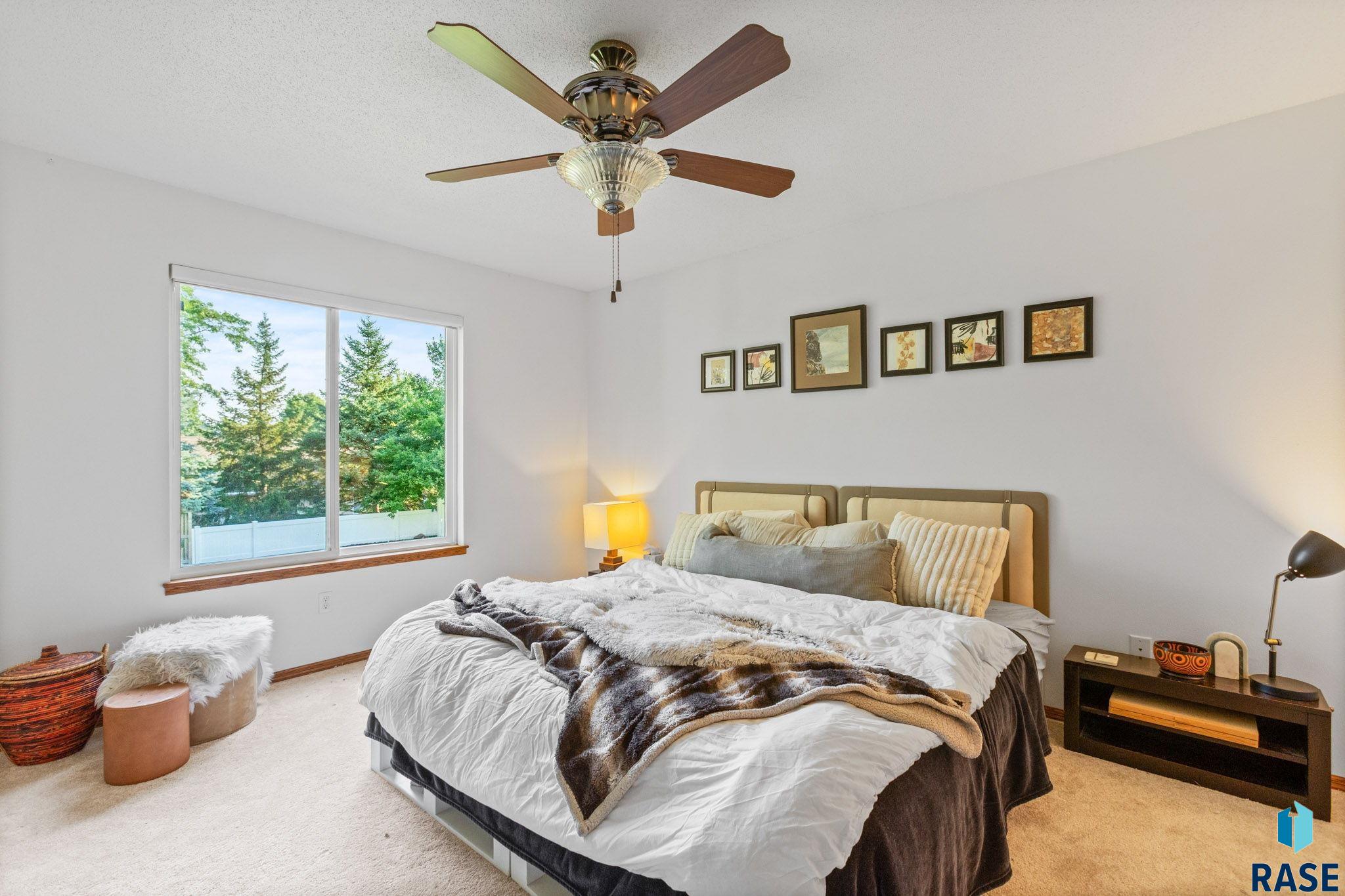 1500 Northstar Ln, Sioux Falls