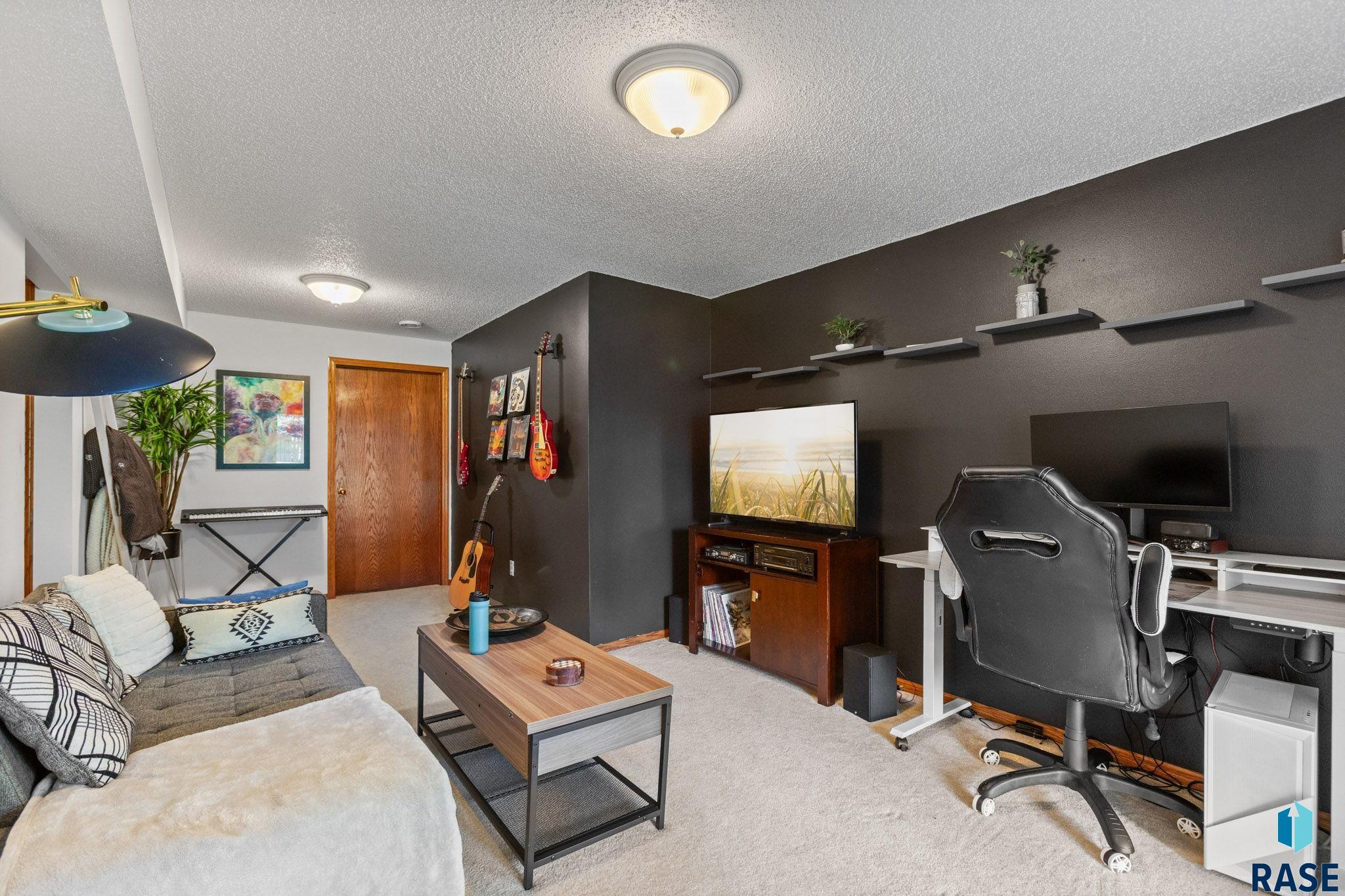 1500 Northstar Ln, Sioux Falls