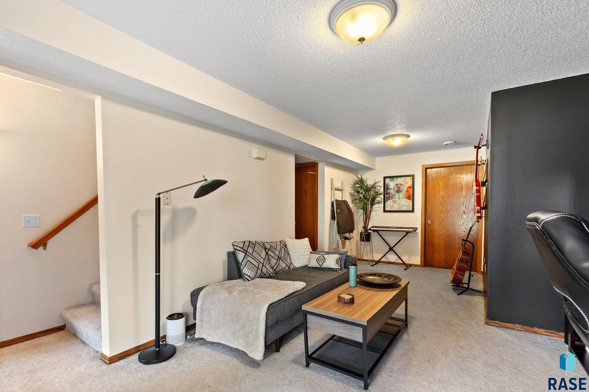 1500 Northstar Ln, Sioux Falls