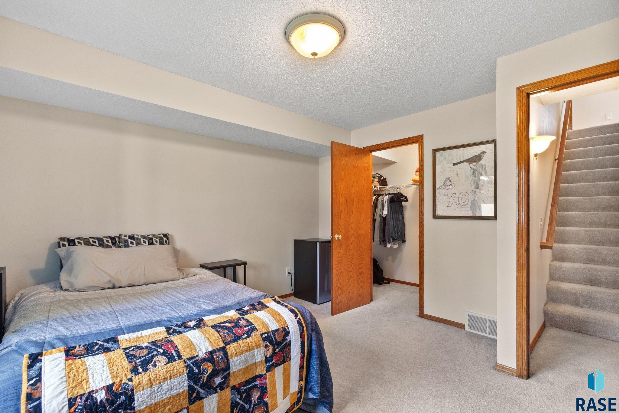 1500 Northstar Ln, Sioux Falls