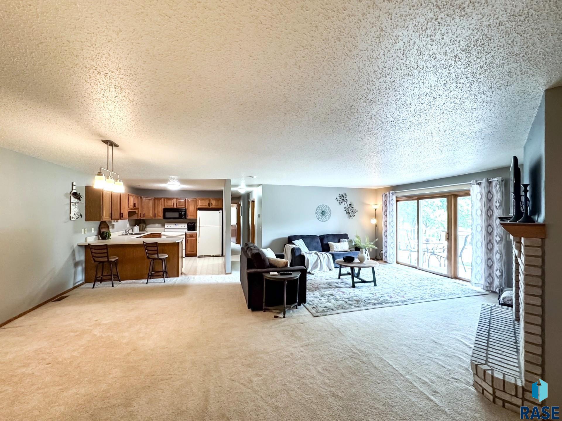 4601 S Oxbow Ave 203