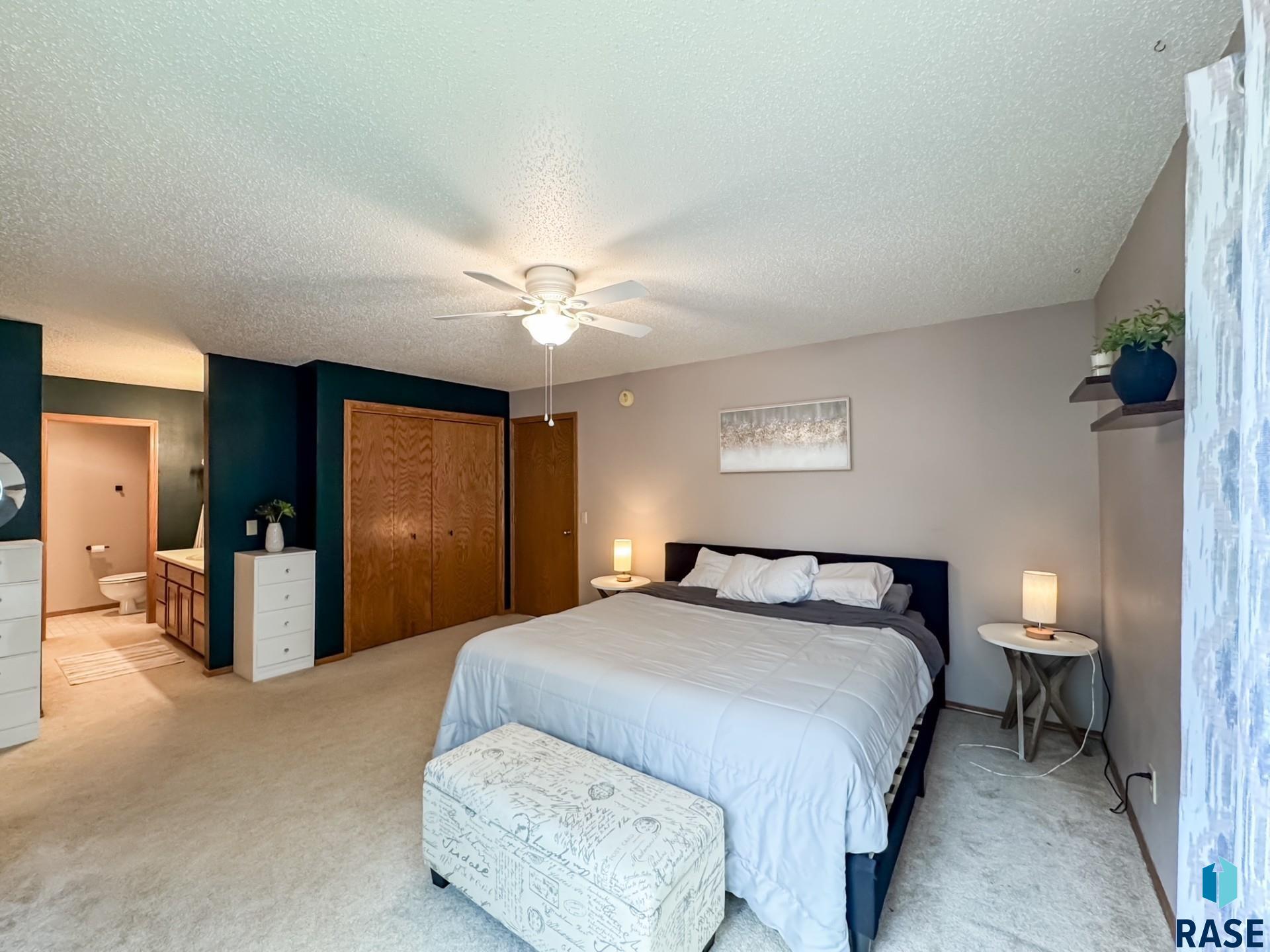 4601 S Oxbow Ave 203