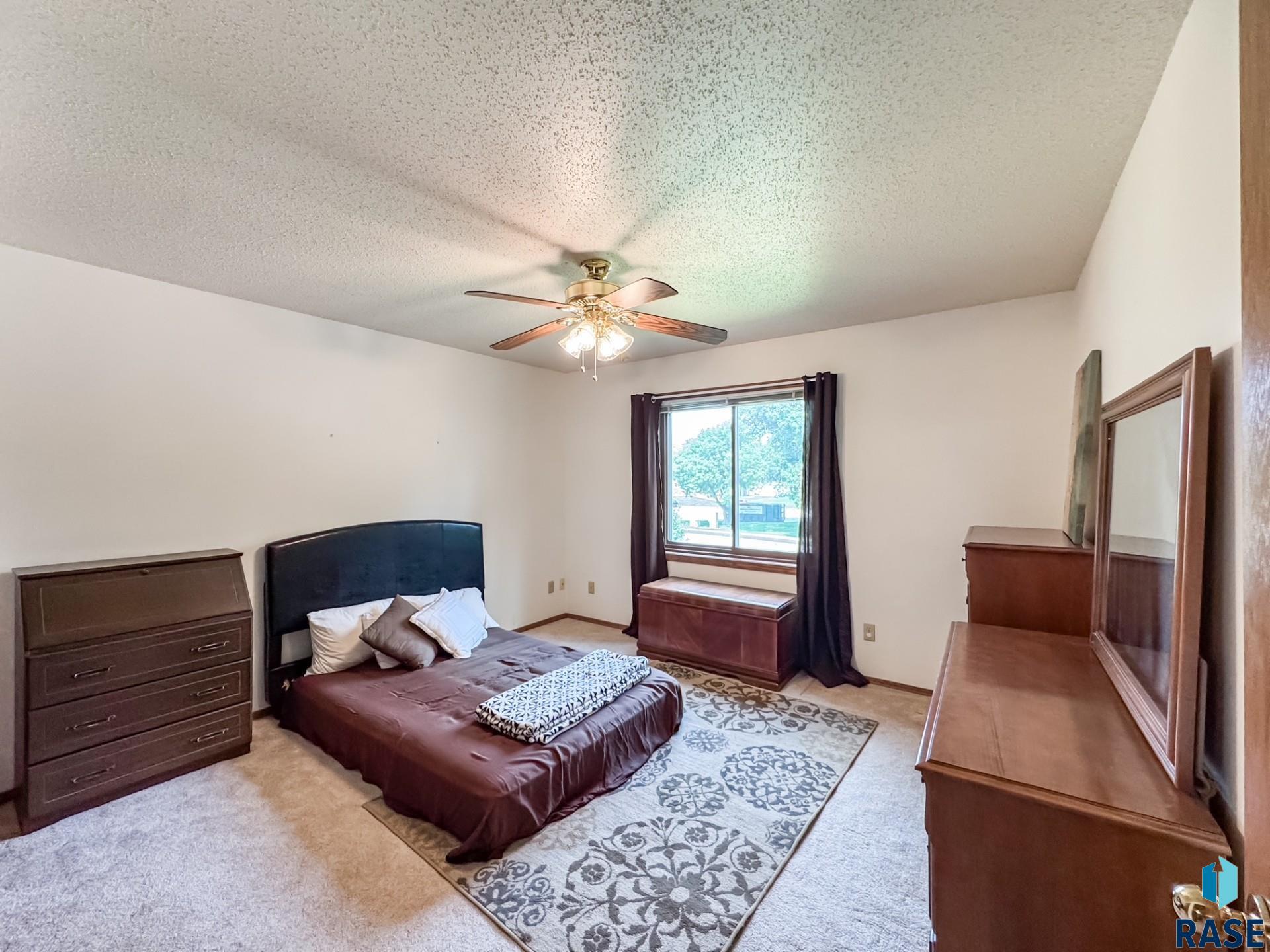 4601 S Oxbow Ave 203