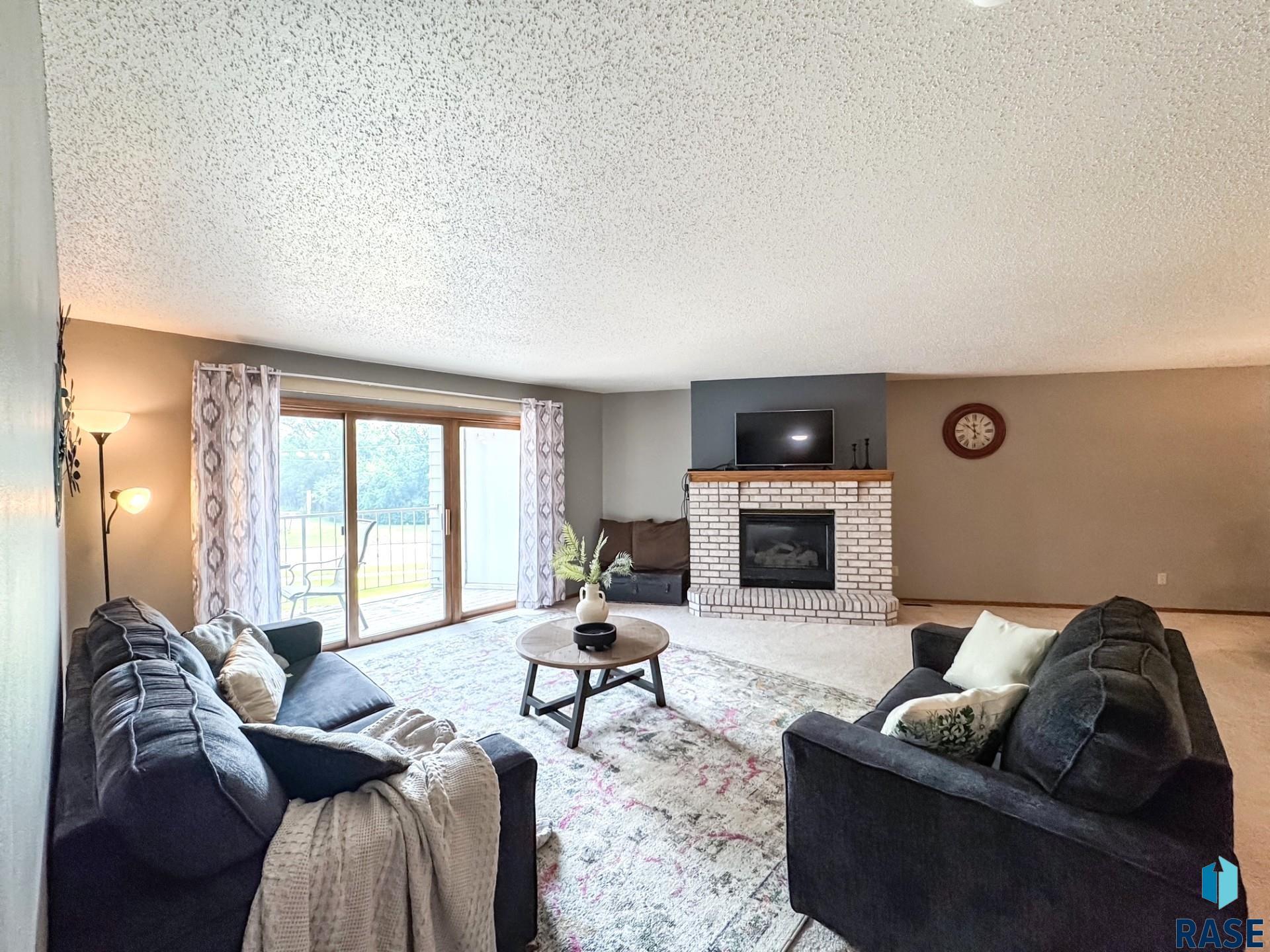 4601 S Oxbow Ave 203