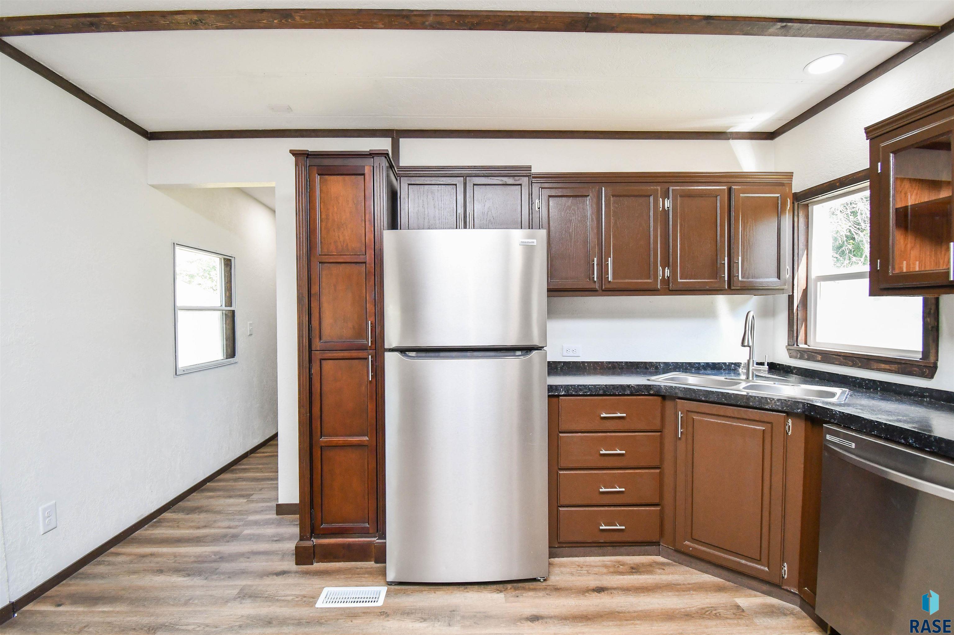 6404 W Sandalwood Pl Place