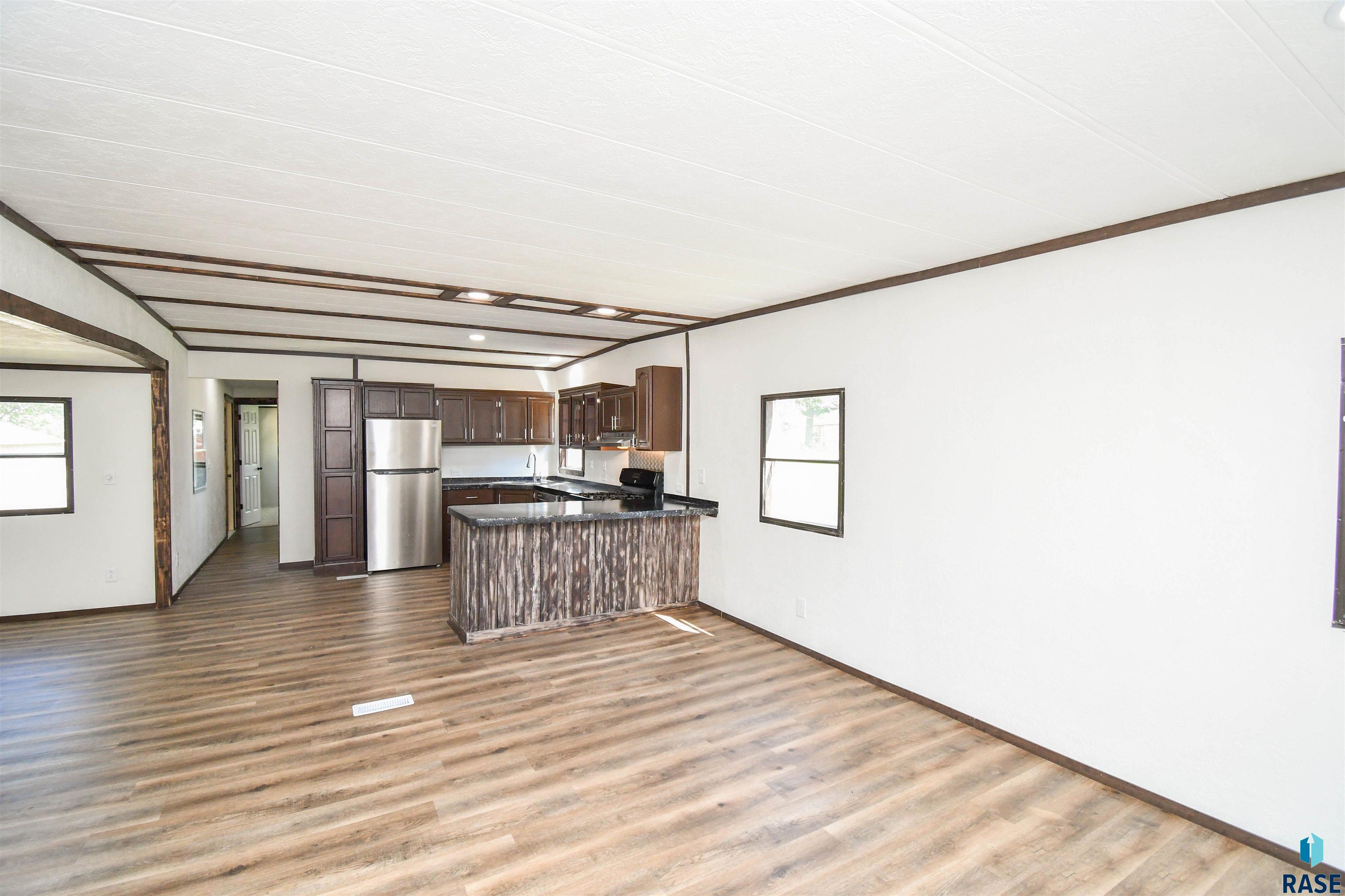 6404 W Sandalwood Pl Place