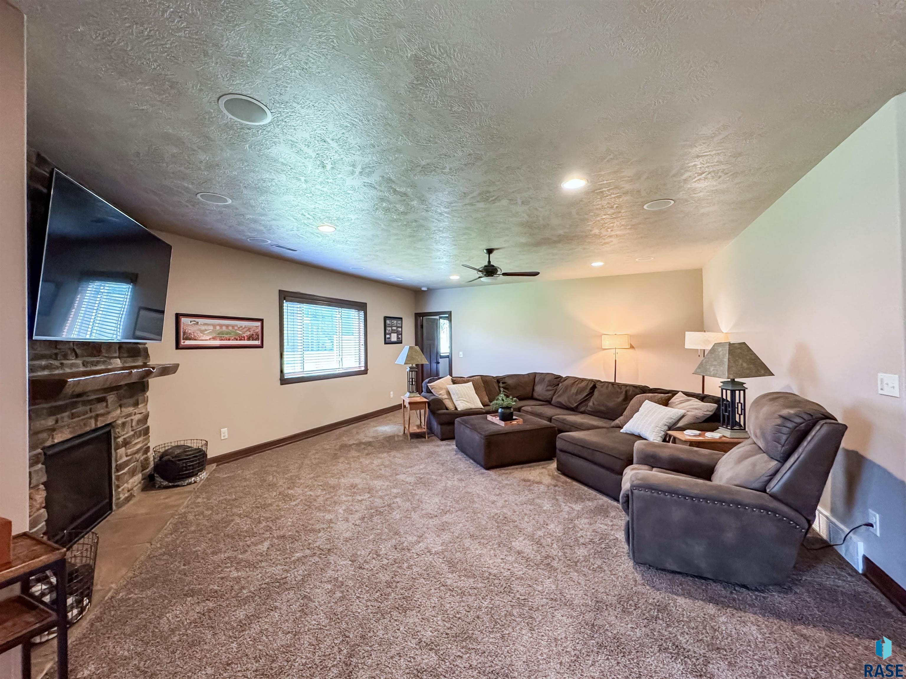 7805 W Noah Cir