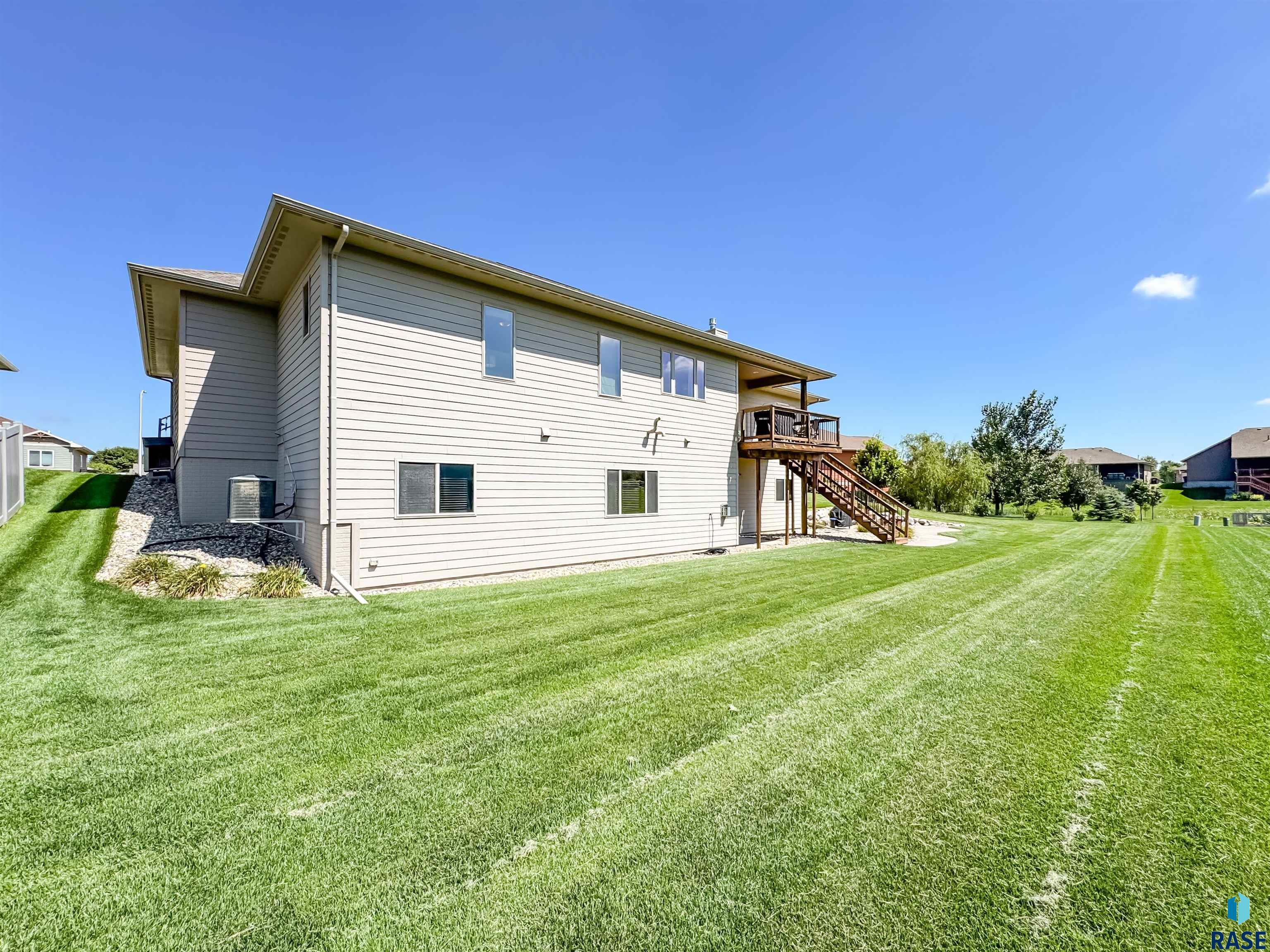 7805 W Noah Cir