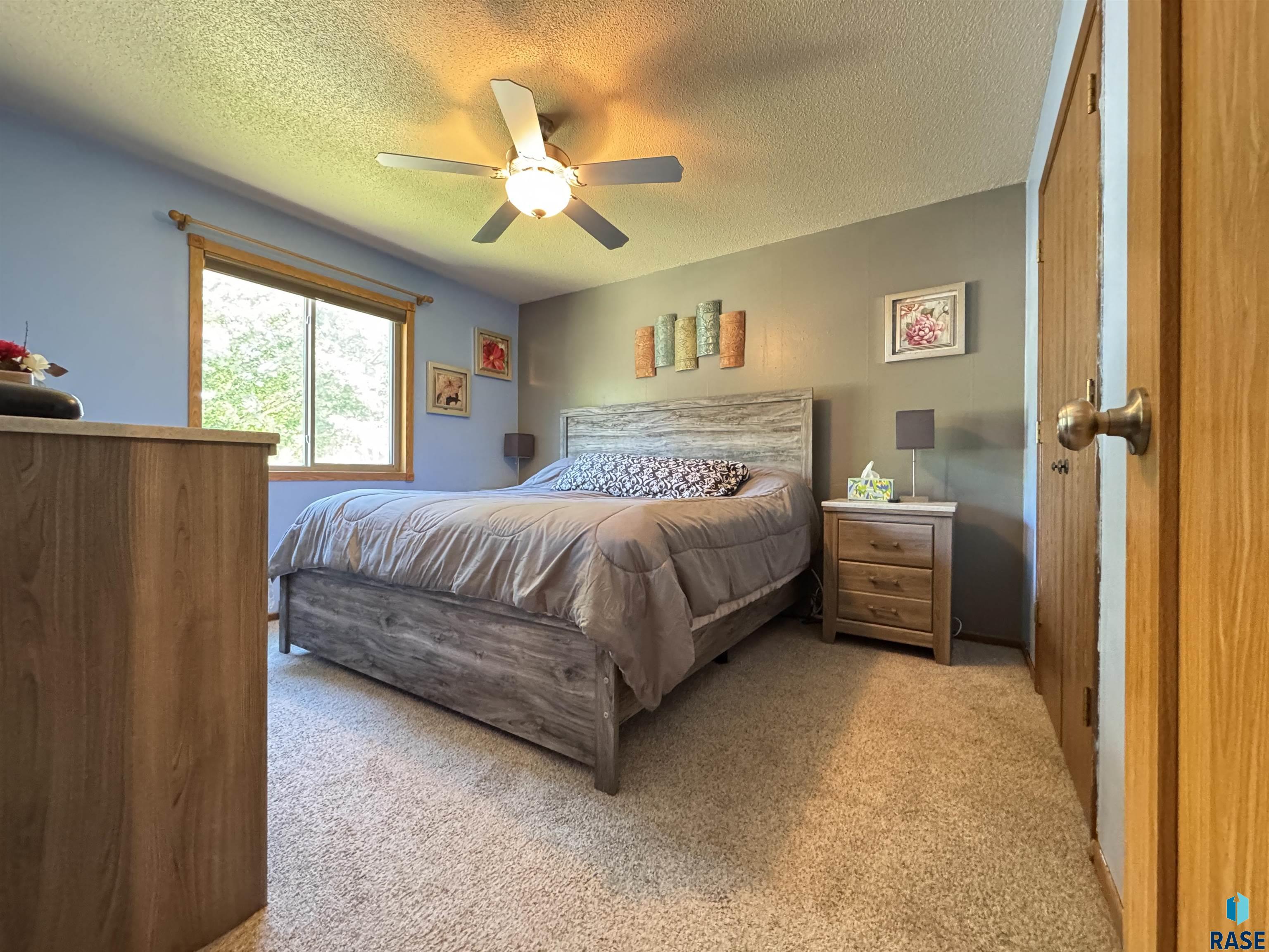 5121 E 17th St Street