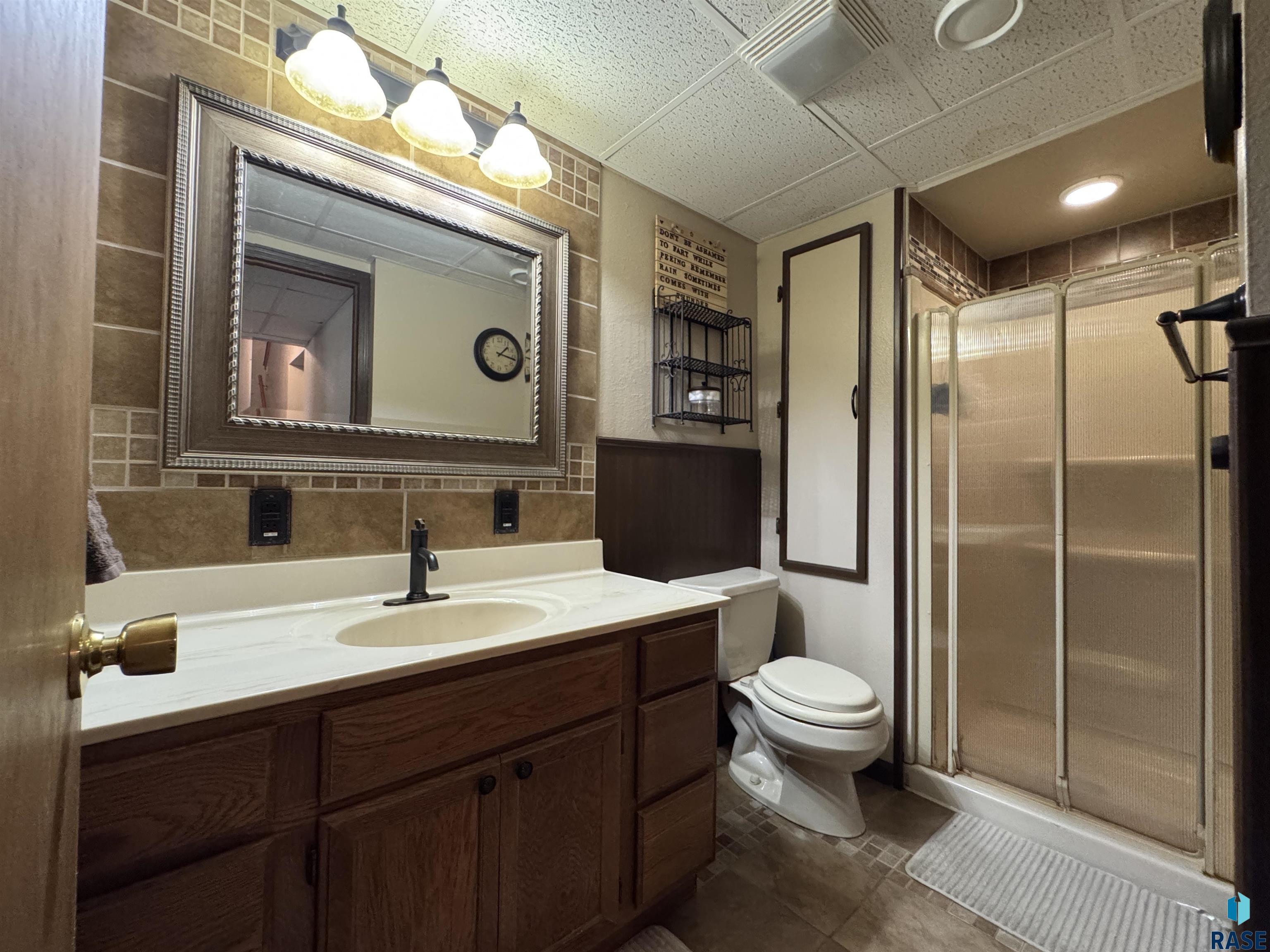 5121 E 17th St Street