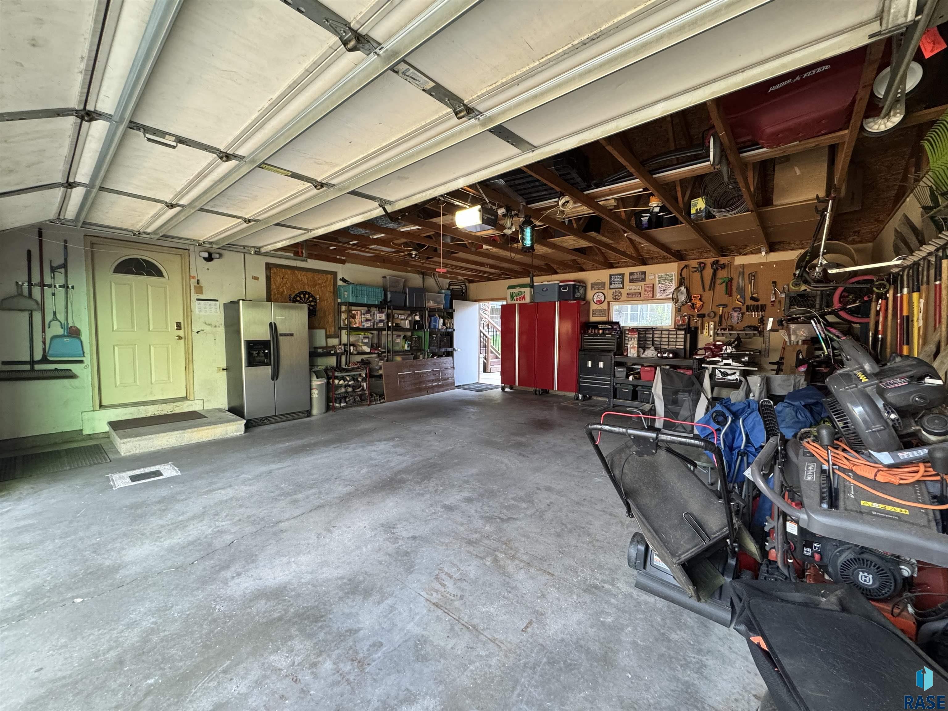 5121 E 17th St Street