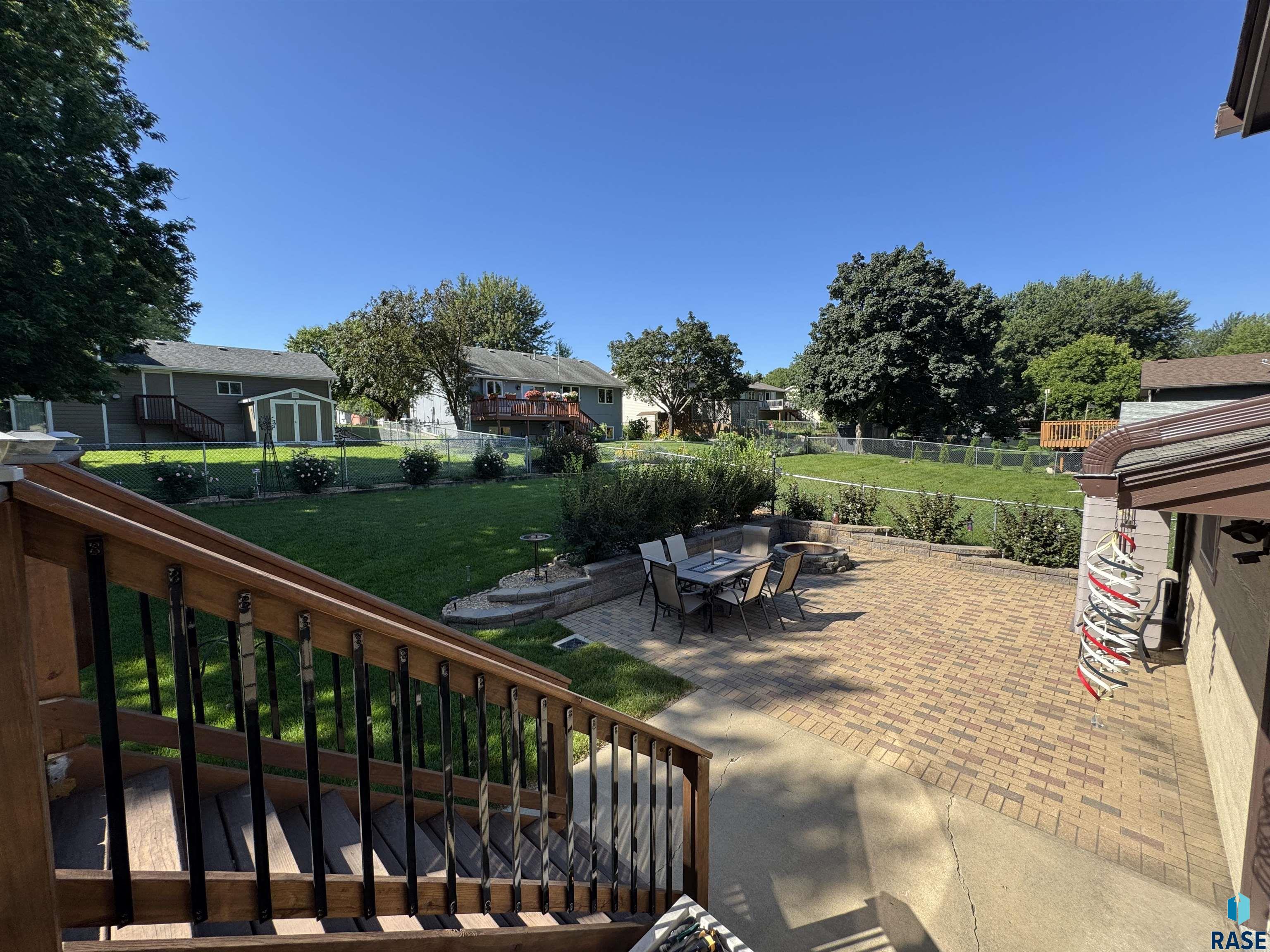 5121 E 17th St Street