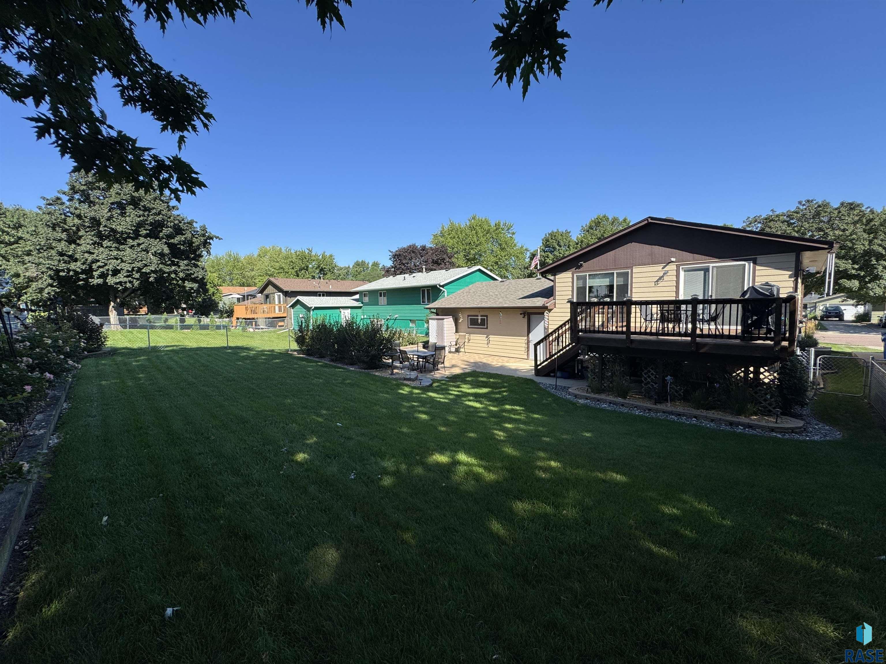 5121 E 17th St Street